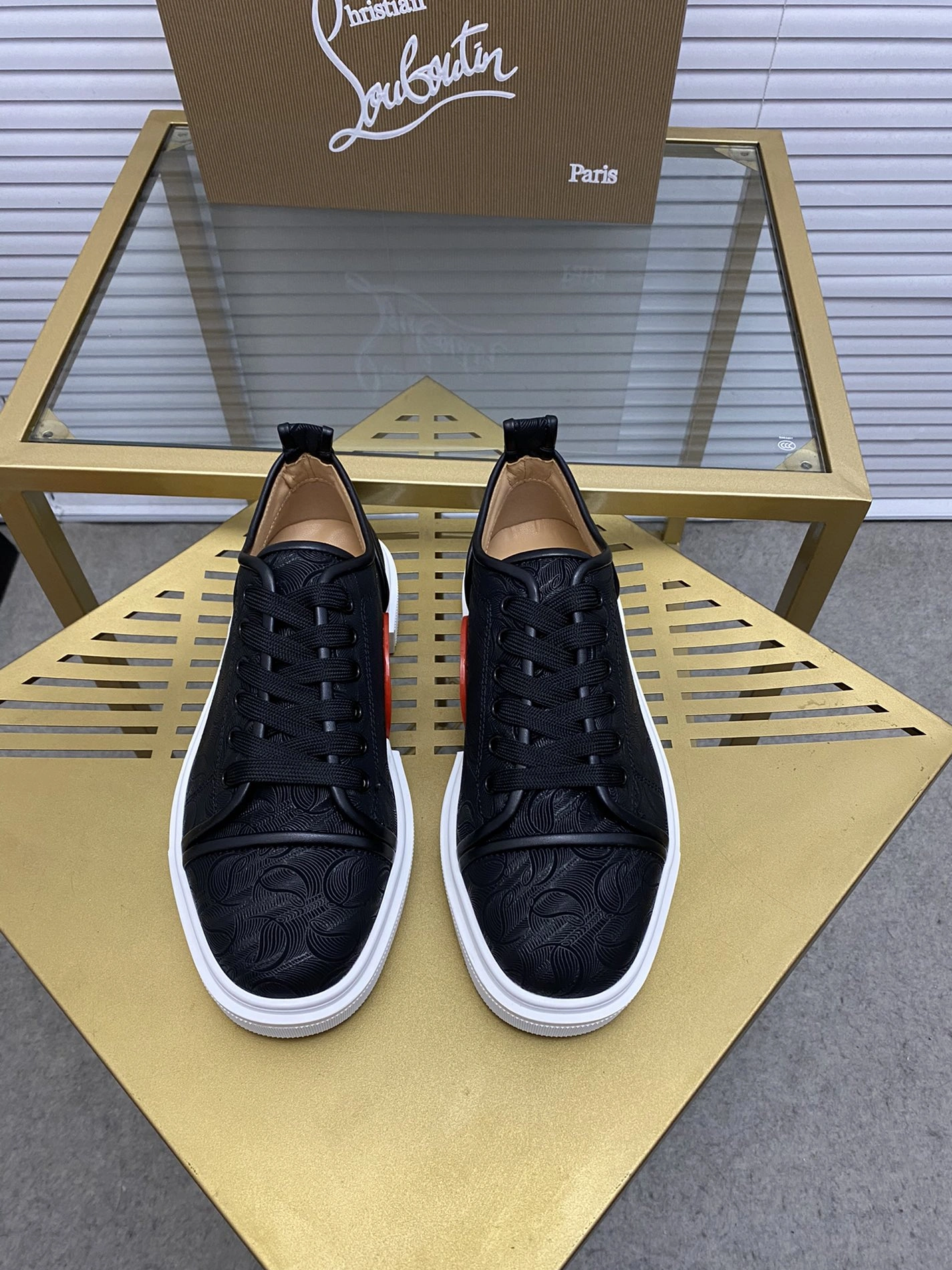 Christian Louboutin Casual Shoes For Men Minimalist 1831