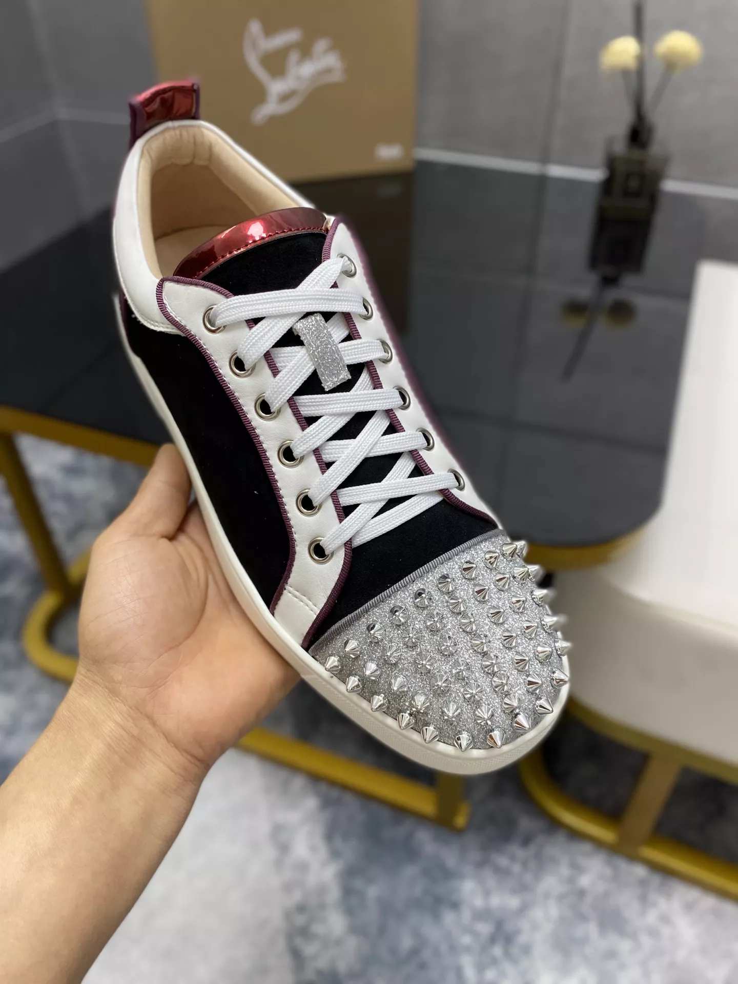 Christian Louboutin Casual Shoes For Men Refined 5101
