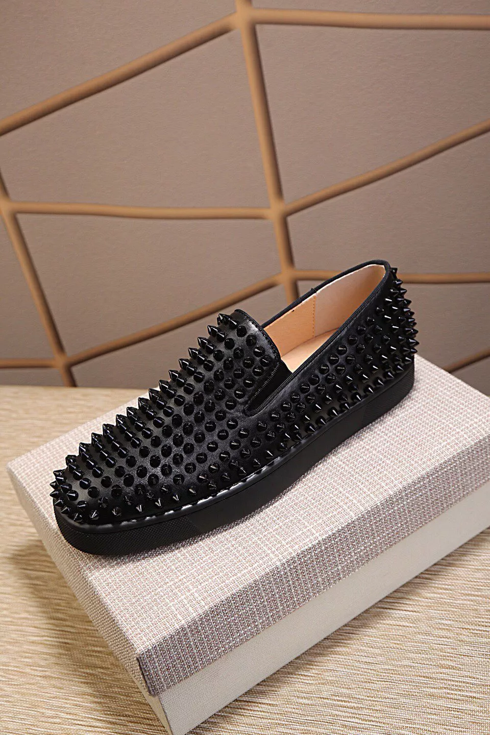 Christian Louboutin Casual Shoes For Men Refined 8595