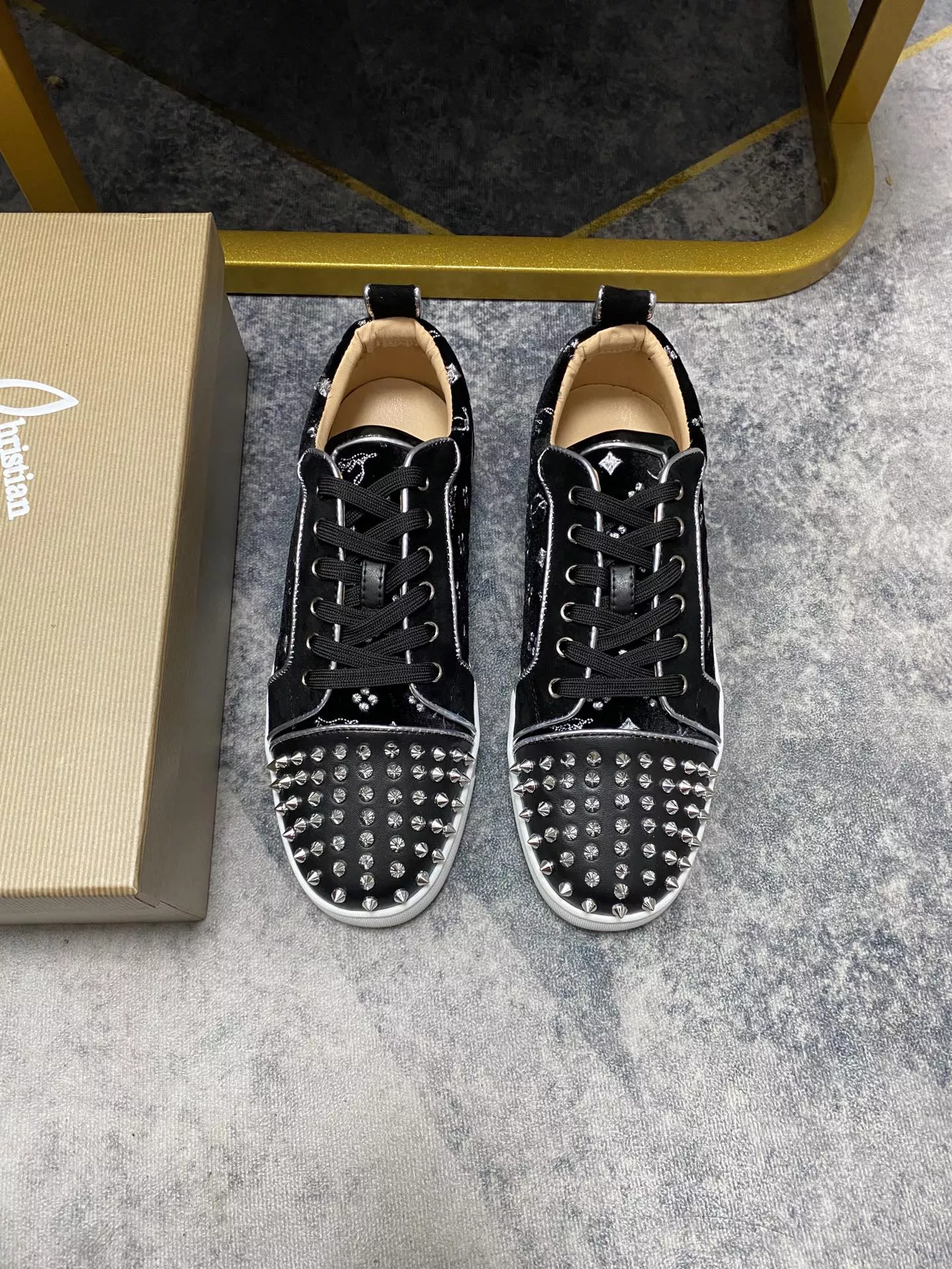 Christian Louboutin Casual Shoes For Men Reliable 5013