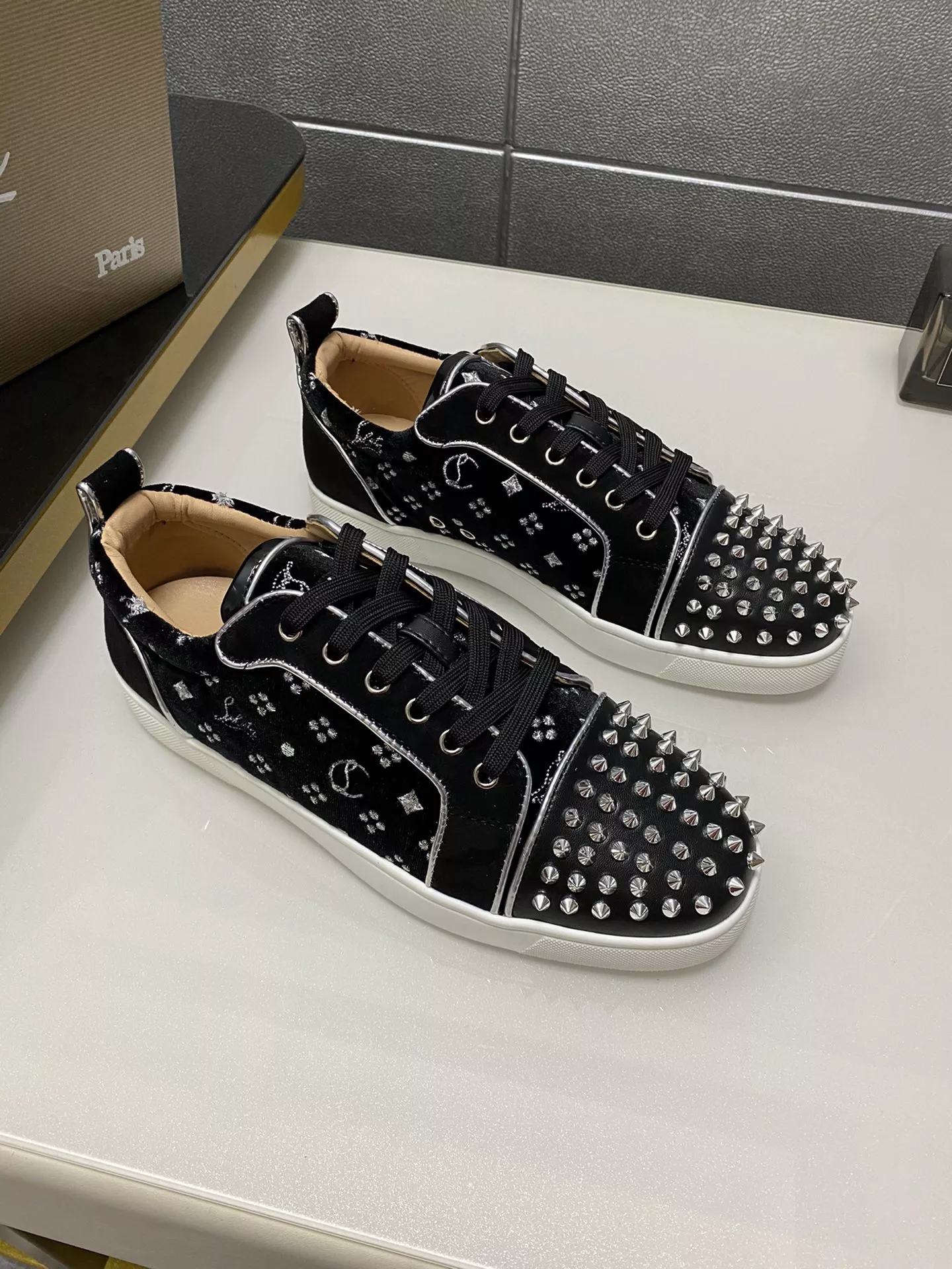 Christian Louboutin Casual Shoes For Men Reliable 5013