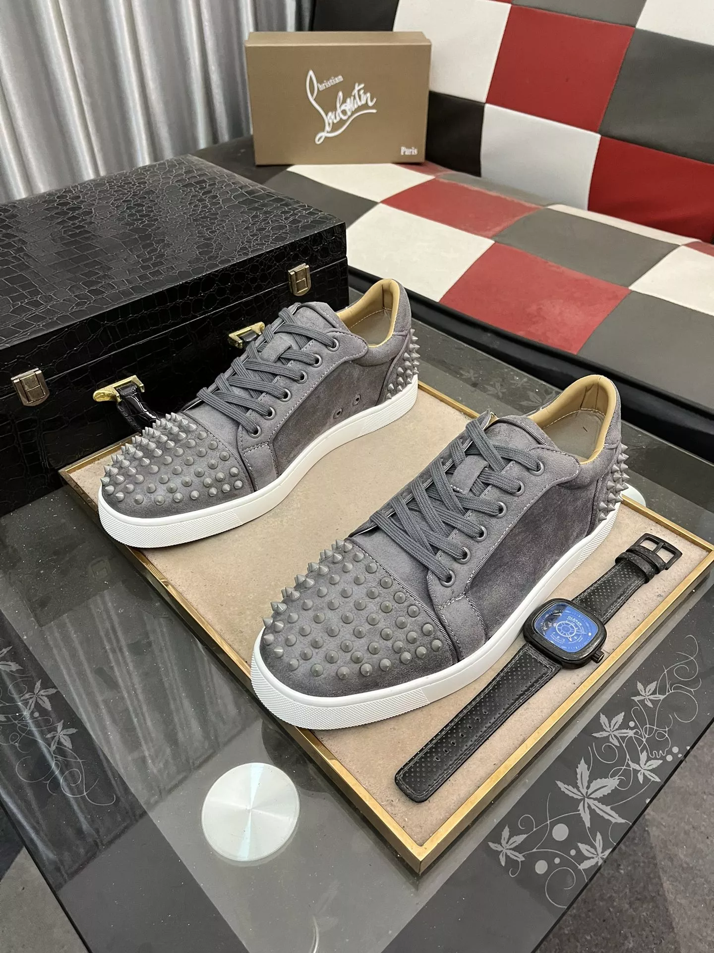 Christian Louboutin Casual Shoes For Men Sleek 5869