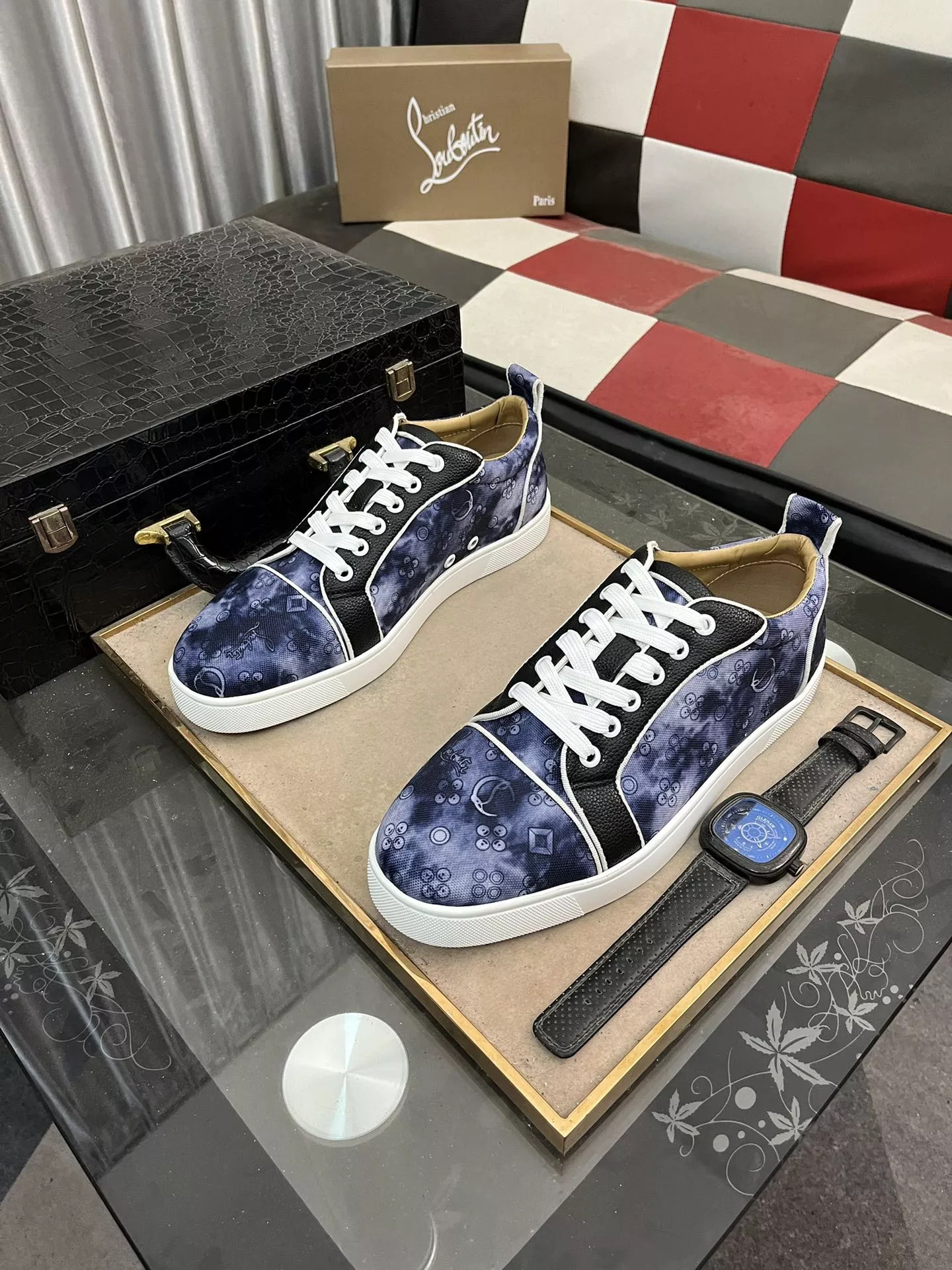 Christian Louboutin Casual Shoes For Men Sleek 5900