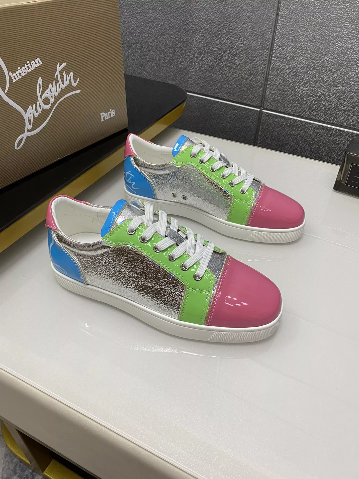 Christian Louboutin Casual Shoes For Men Timeless 9520