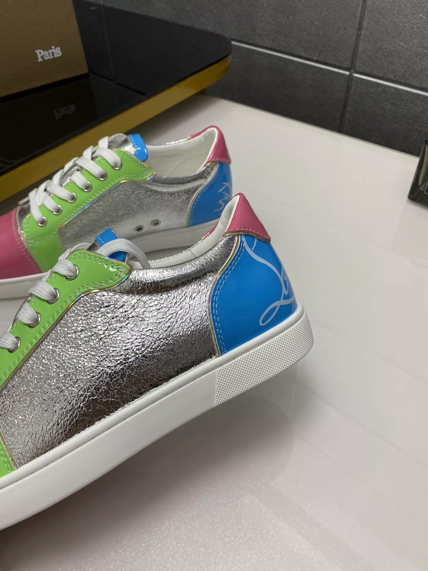 Christian Louboutin Casual Shoes For Men Timeless 9520