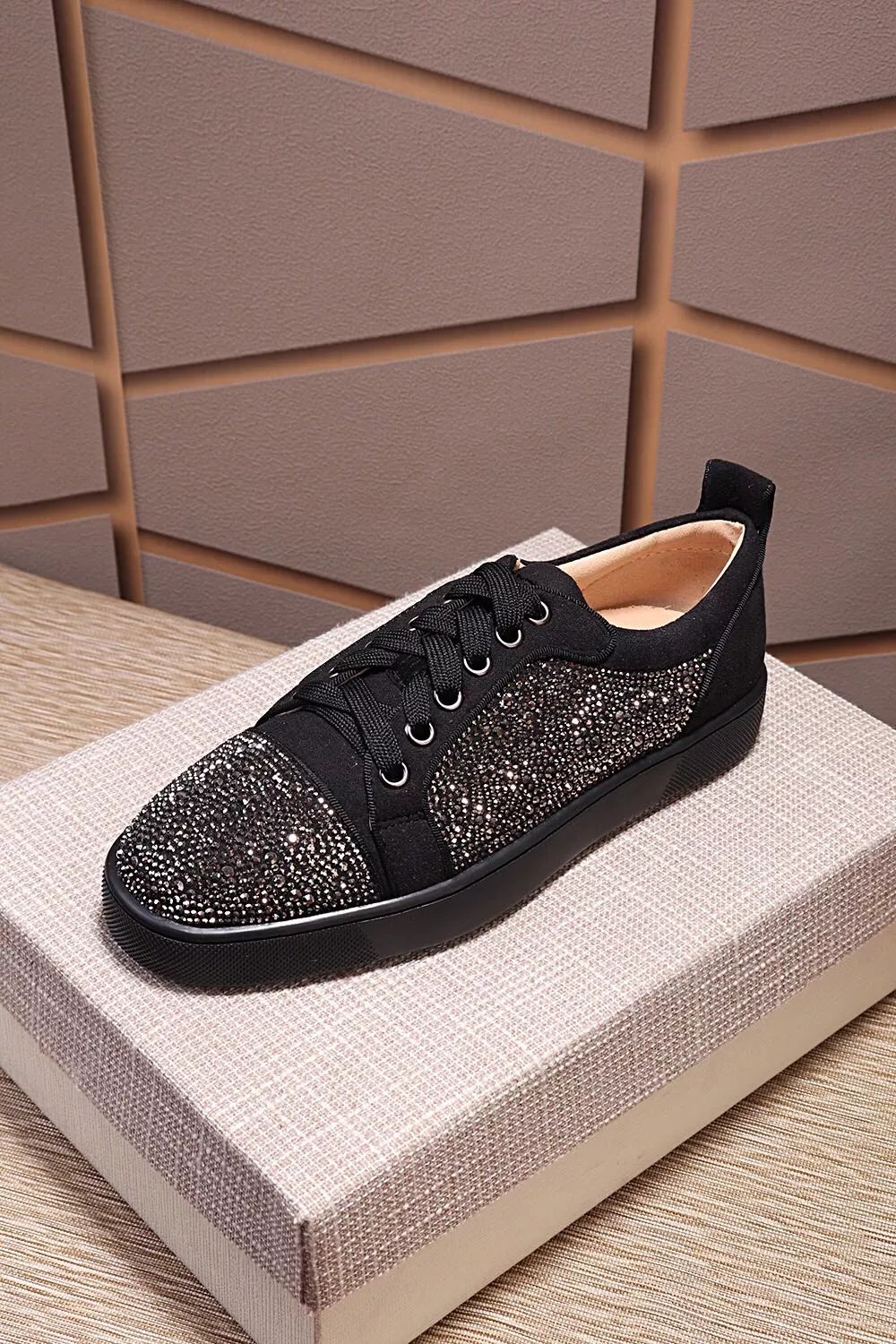 Christian Louboutin Casual Shoes For Men WellDesigned 2818