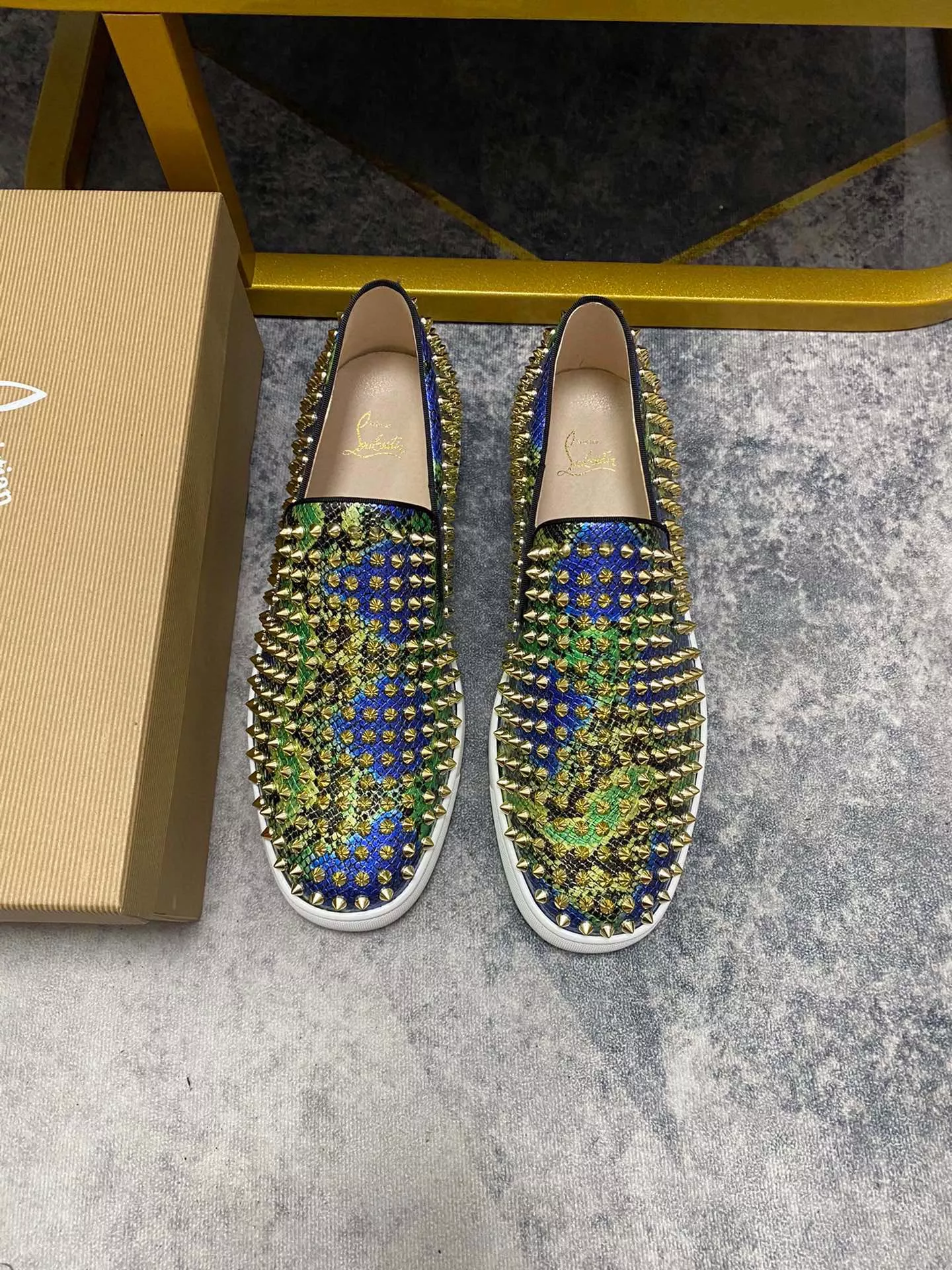 Christian Louboutin Casual Shoes For Women Fashionable 1368