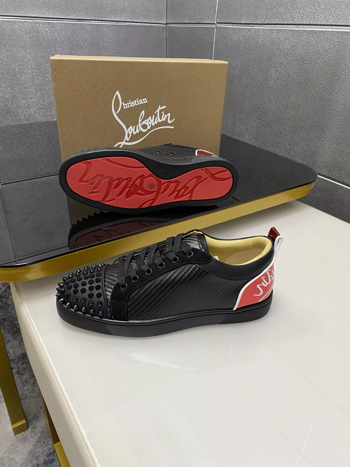 Christian Louboutin Casual Shoes For Women Flexible 4177