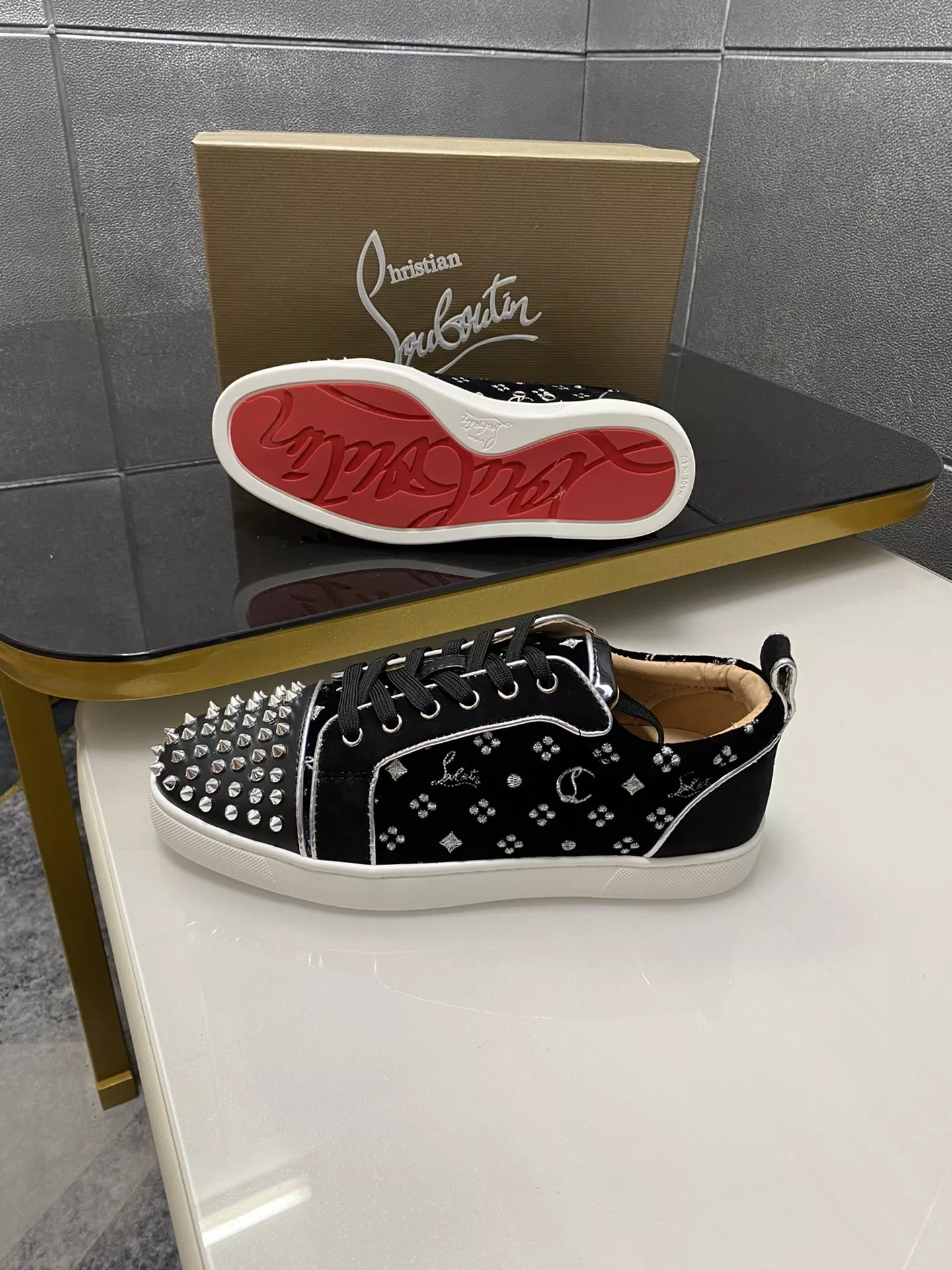Christian Louboutin Casual Shoes For Women Timeless 9623