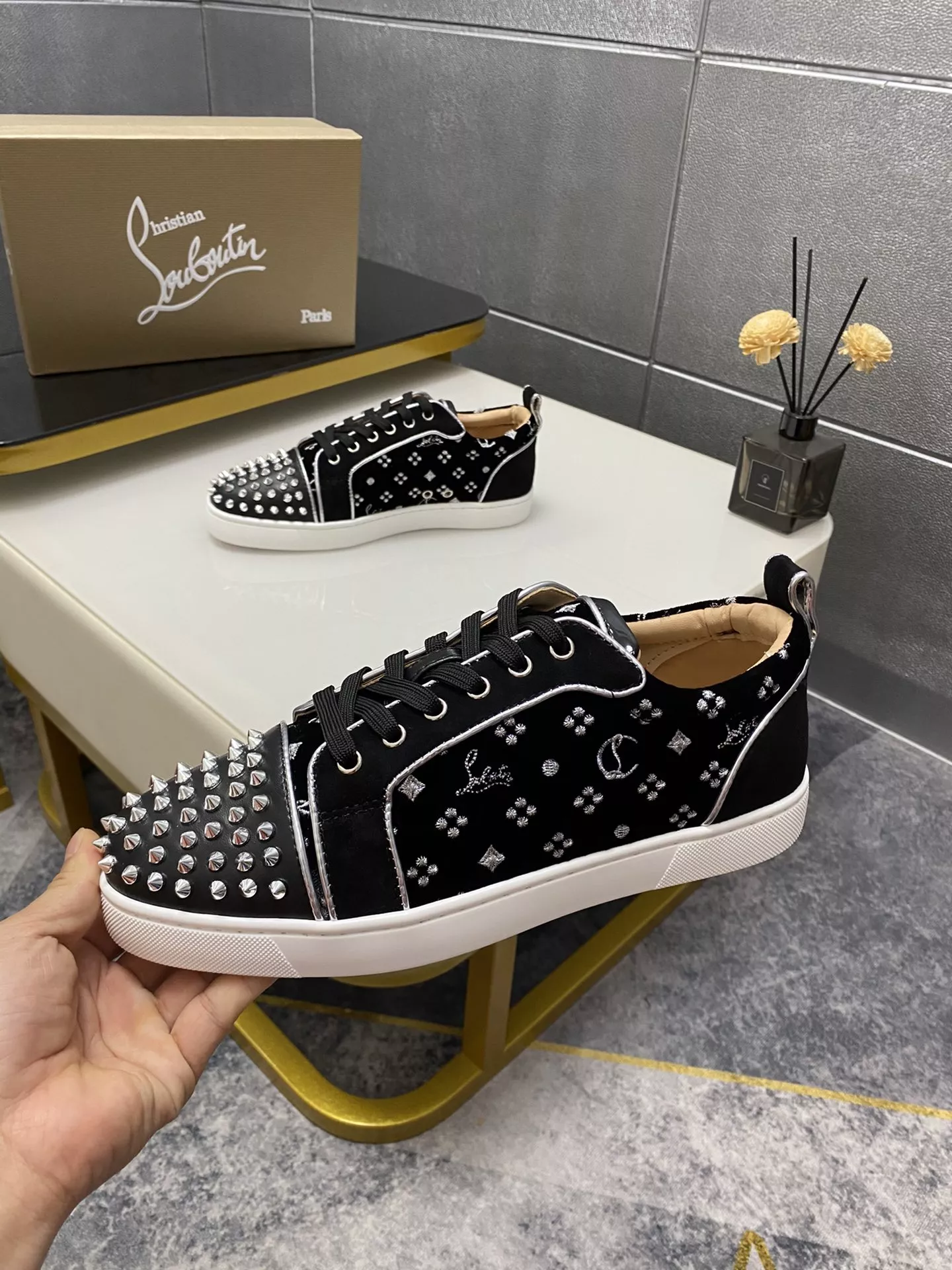 Christian Louboutin Casual Shoes For Women Timeless 9623