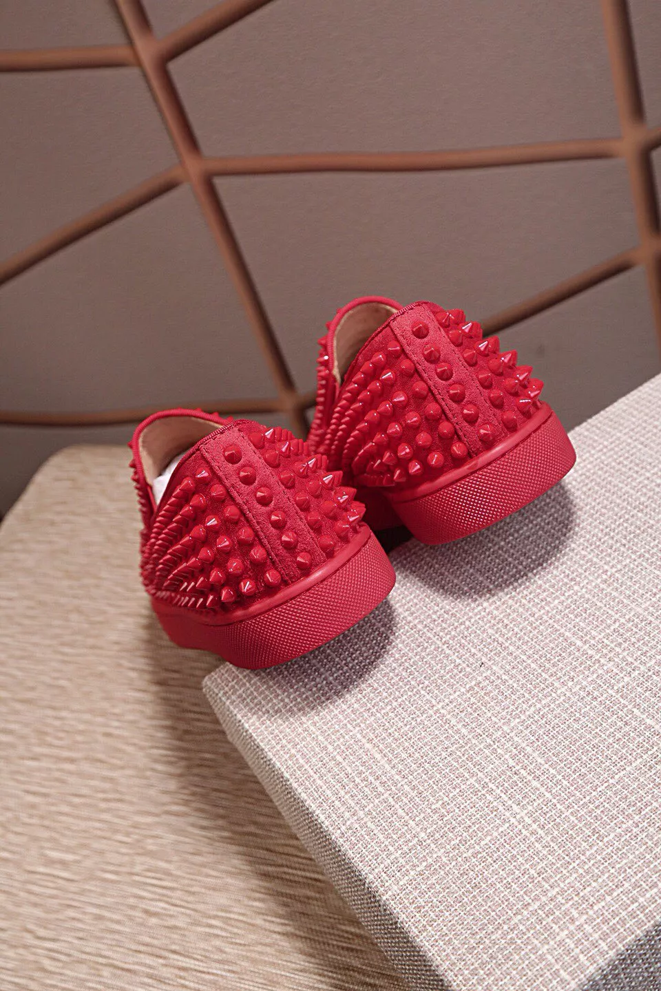 Christian Louboutin Casual Shoes For Women WellDesigned 3812