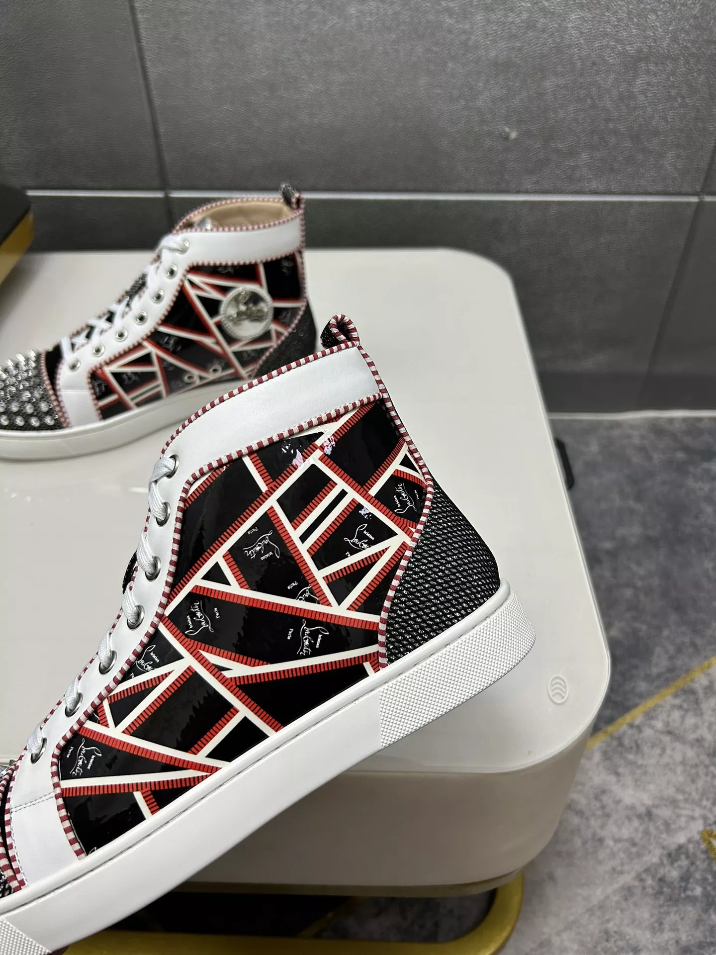 Christian Louboutin High Top Shoes For Men Soft 8282