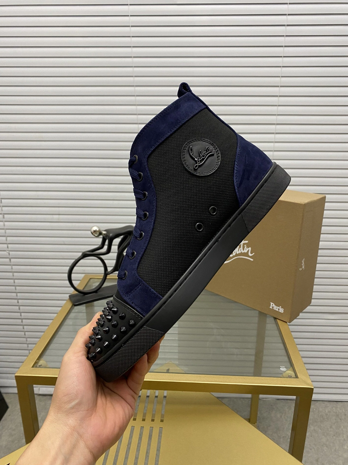 Christian Louboutin High Tops Shoes For Men Durable 337