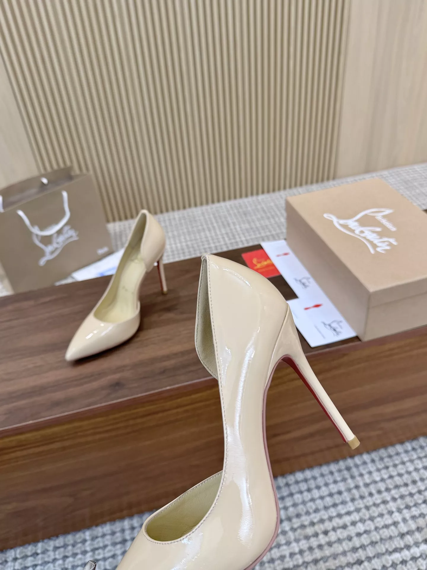 Christian Louboutin High-heeled shoes For Women Comfortable 8092