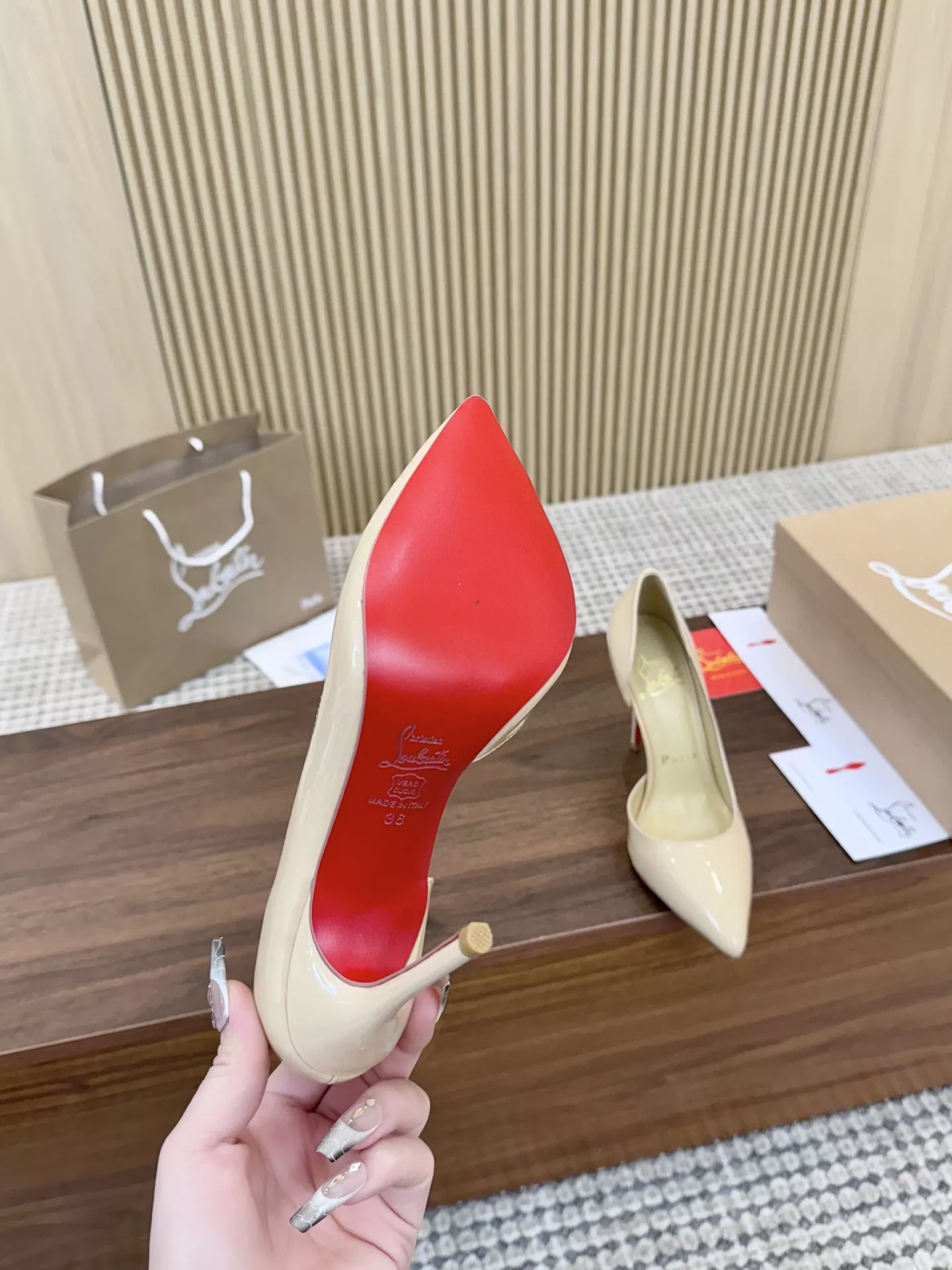 Christian Louboutin High-heeled shoes For Women Comfortable 8092