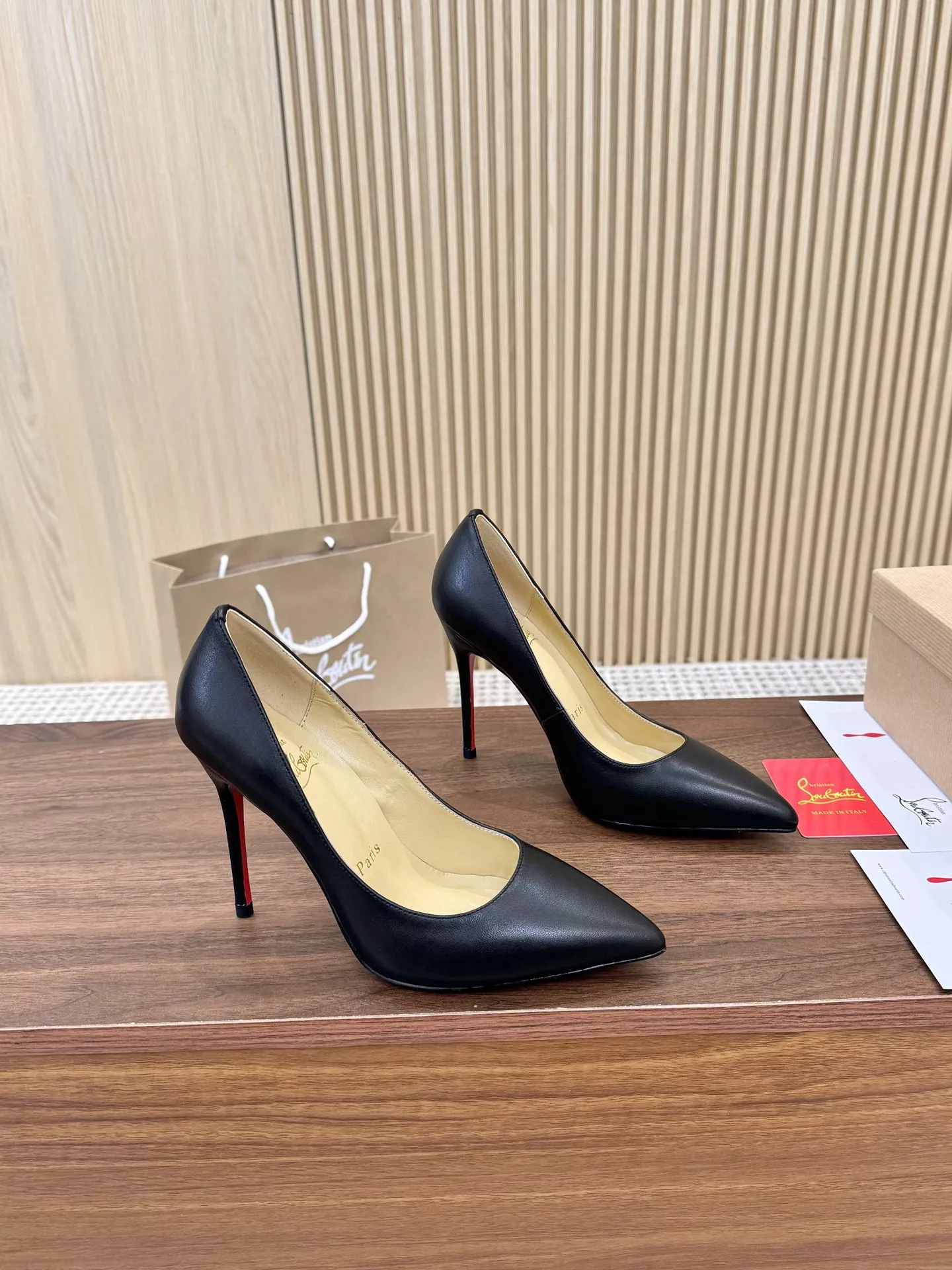 Christian Louboutin High-heeled shoes For Women Practical 1886