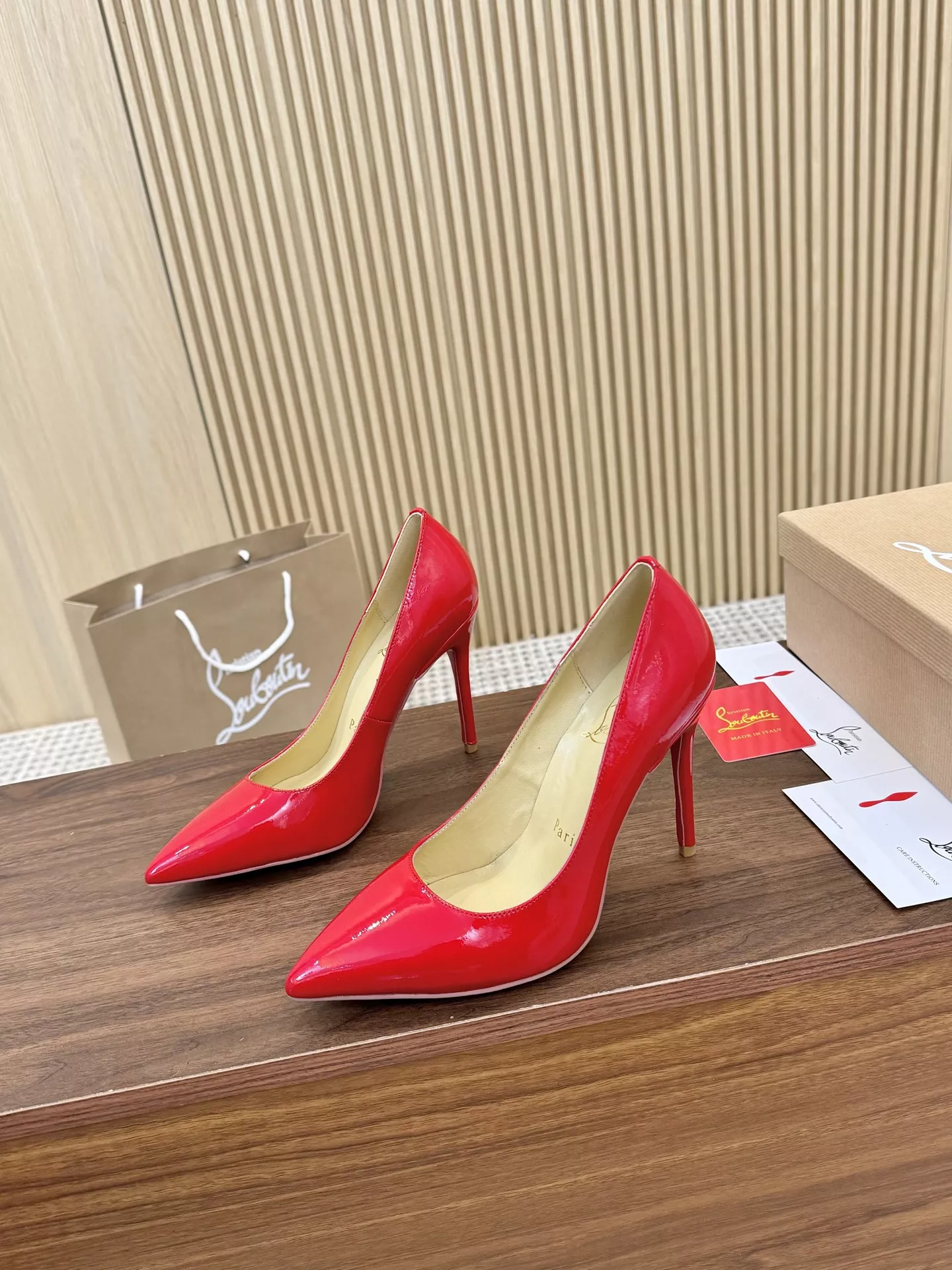 Christian Louboutin High-heeled shoes For Women UrbanStyle 5727