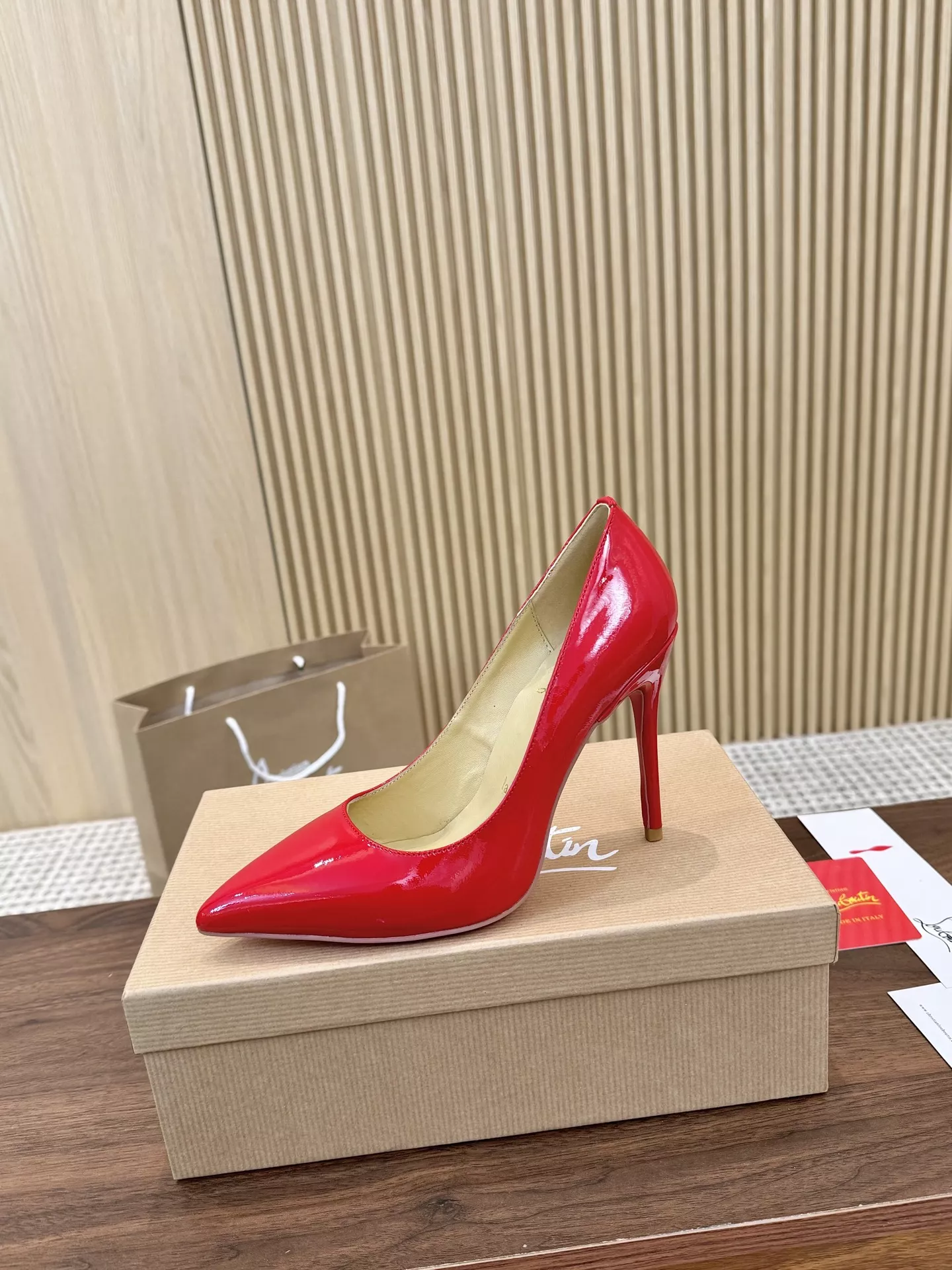 Christian Louboutin High-heeled shoes For Women UrbanStyle 5727