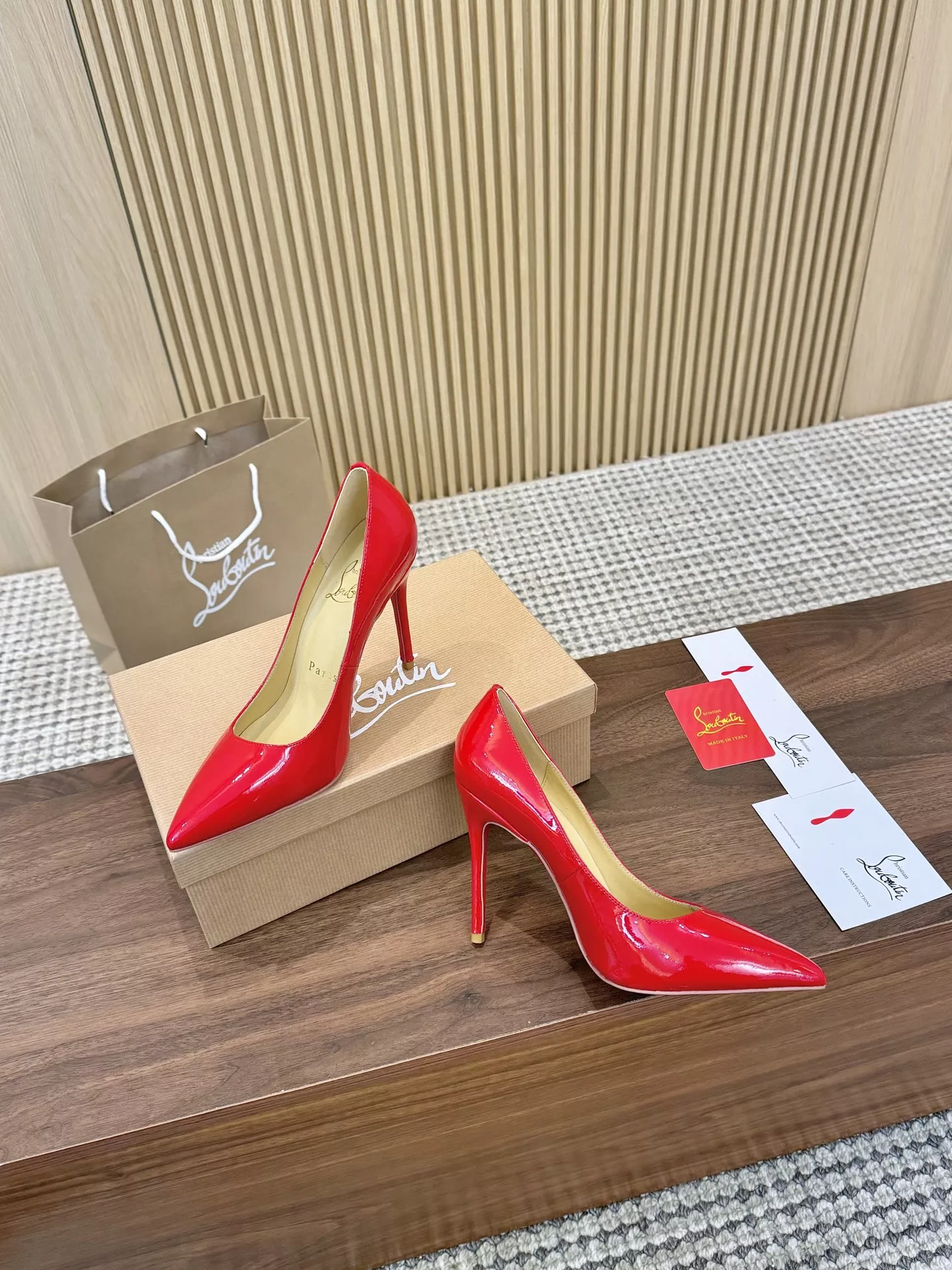 Christian Louboutin High-heeled shoes For Women UrbanStyle 5727