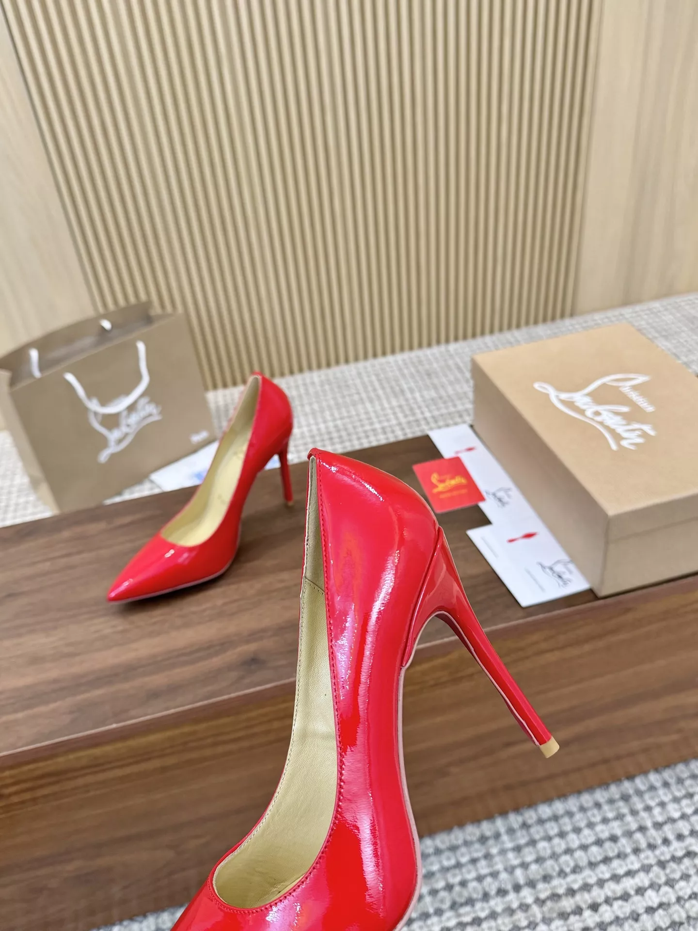 Christian Louboutin High-heeled shoes For Women UrbanStyle 5727