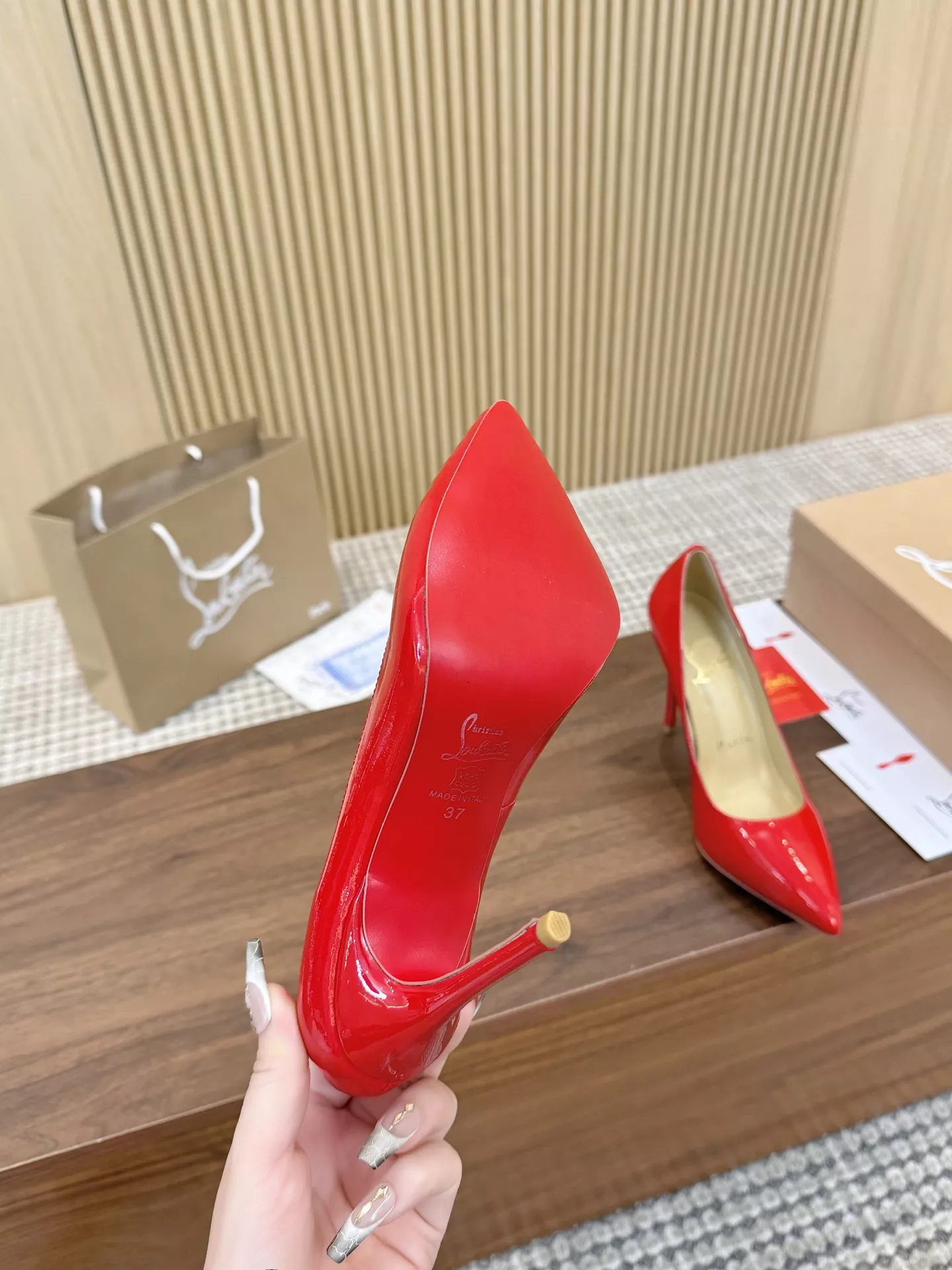 Christian Louboutin High-heeled shoes For Women UrbanStyle 5727