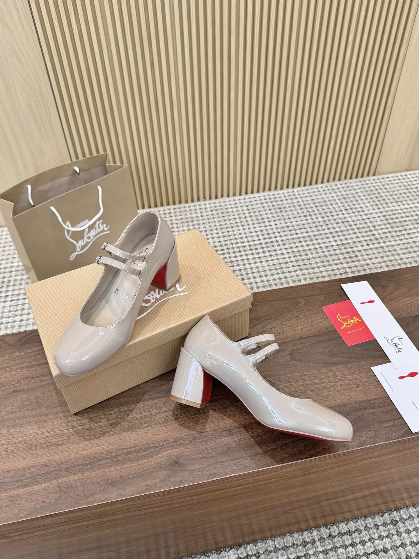 Christian Louboutin High-heeled shoes For Women UrbanStyle 8514