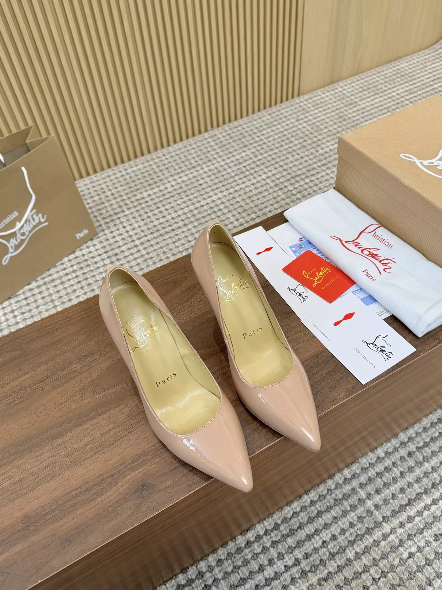 Christian Louboutin High-heeled shoes For Women Vibrant 9282