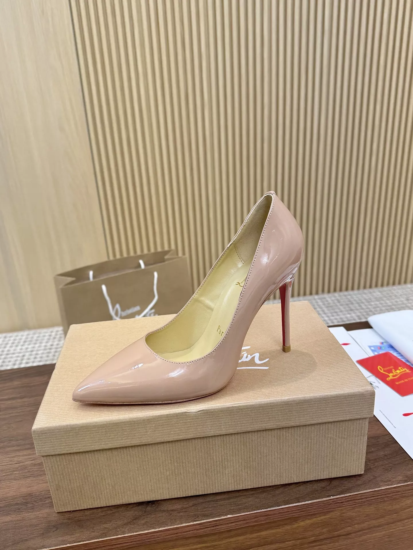 Christian Louboutin High-heeled shoes For Women Vibrant 9282
