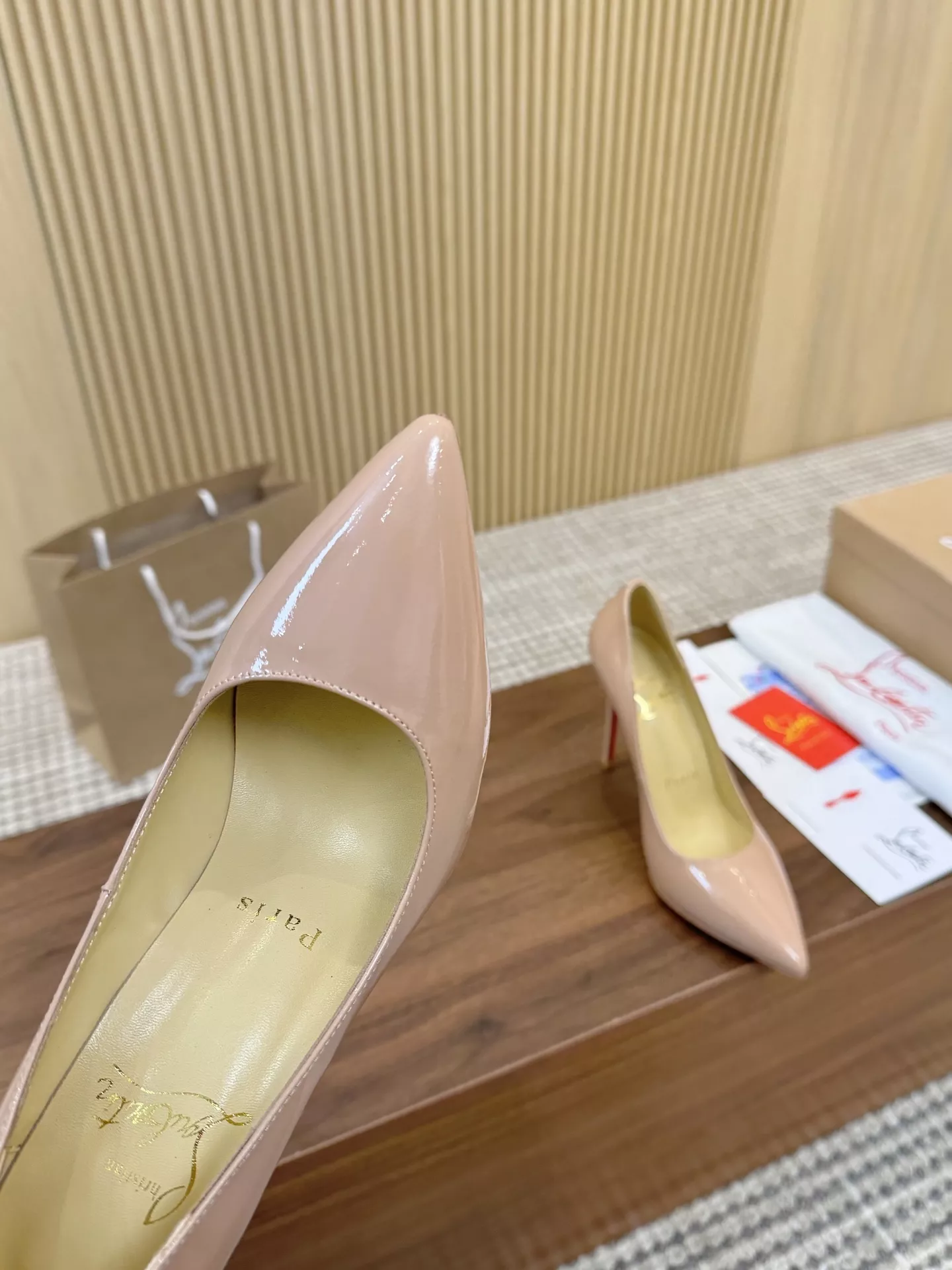 Christian Louboutin High-heeled shoes For Women Vibrant 9282
