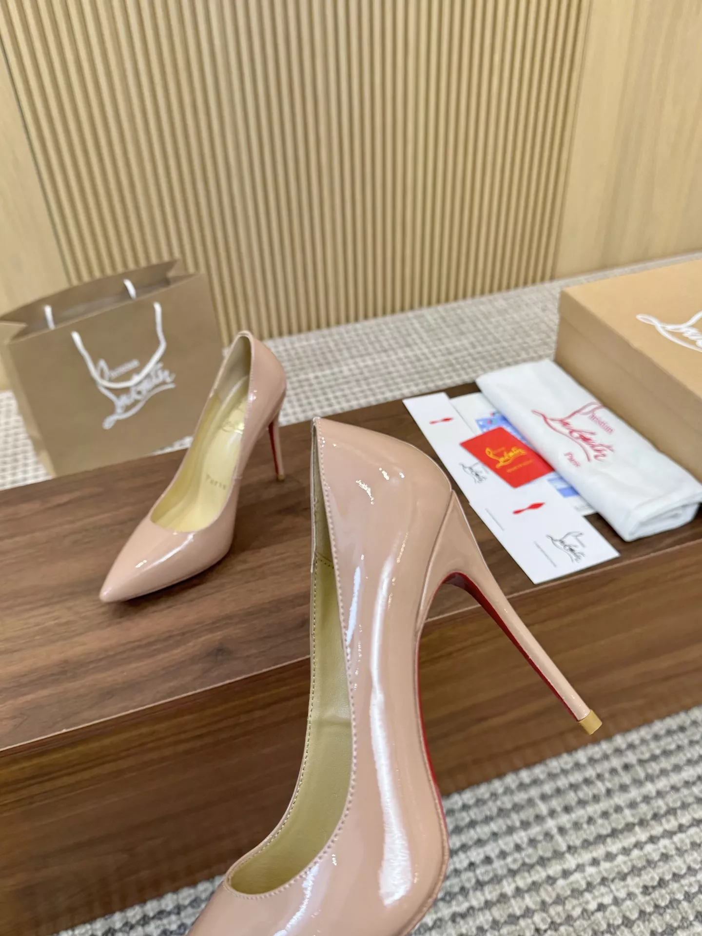 Christian Louboutin High-heeled shoes For Women Vibrant 9282