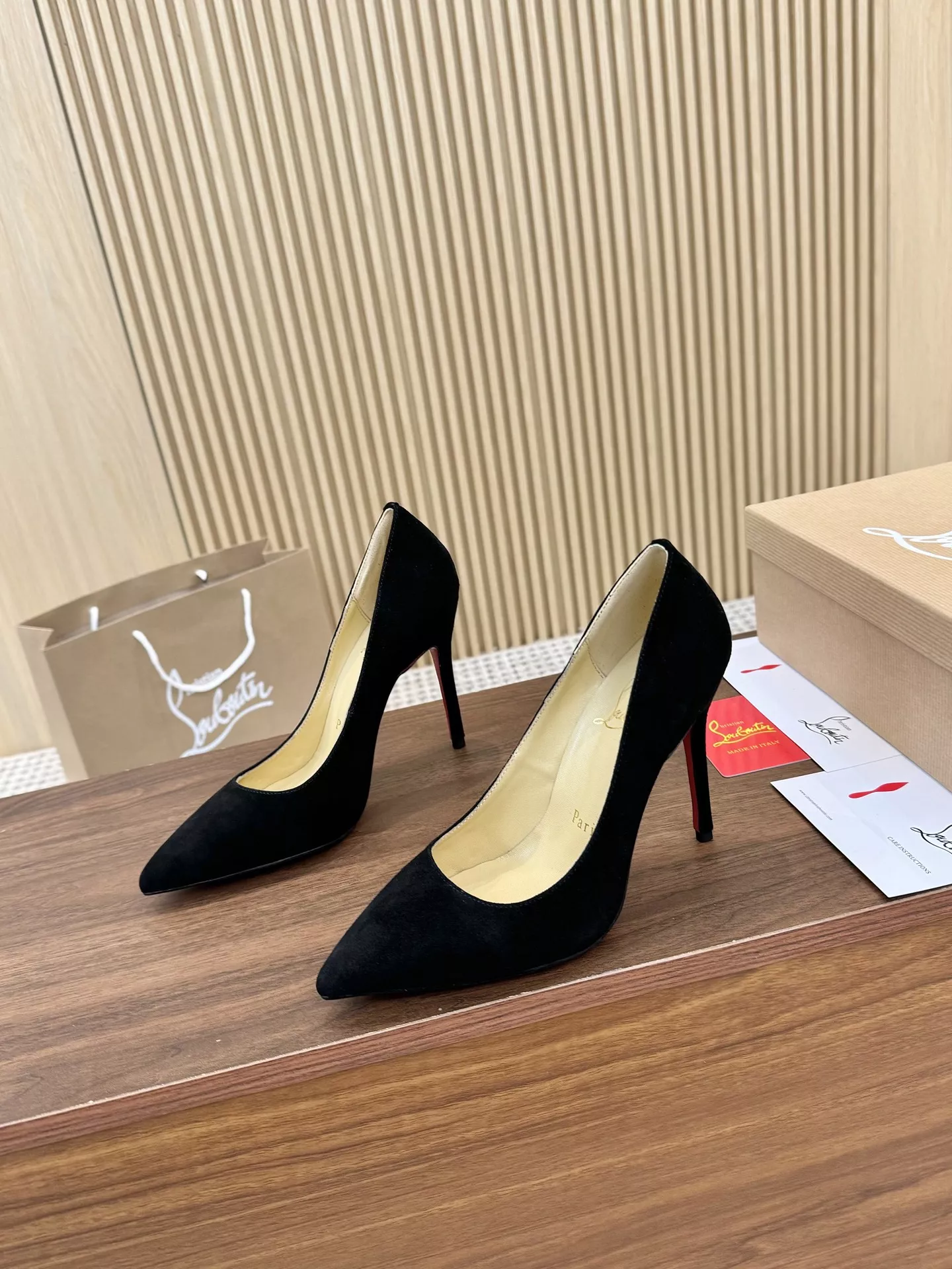 Christian Louboutin High-heeled shoes For Women WellDesigned 9650