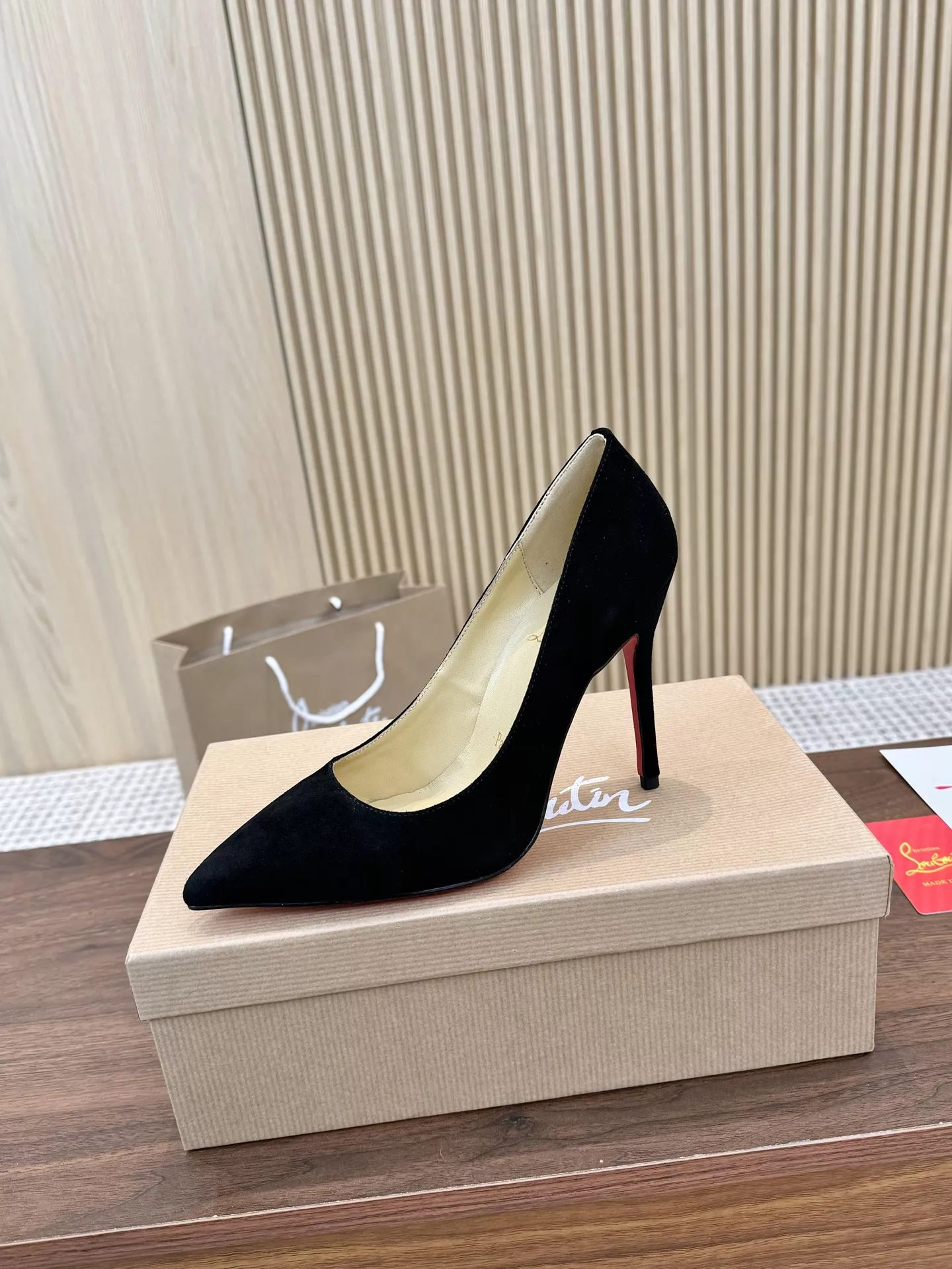 Christian Louboutin High-heeled shoes For Women WellDesigned 9650