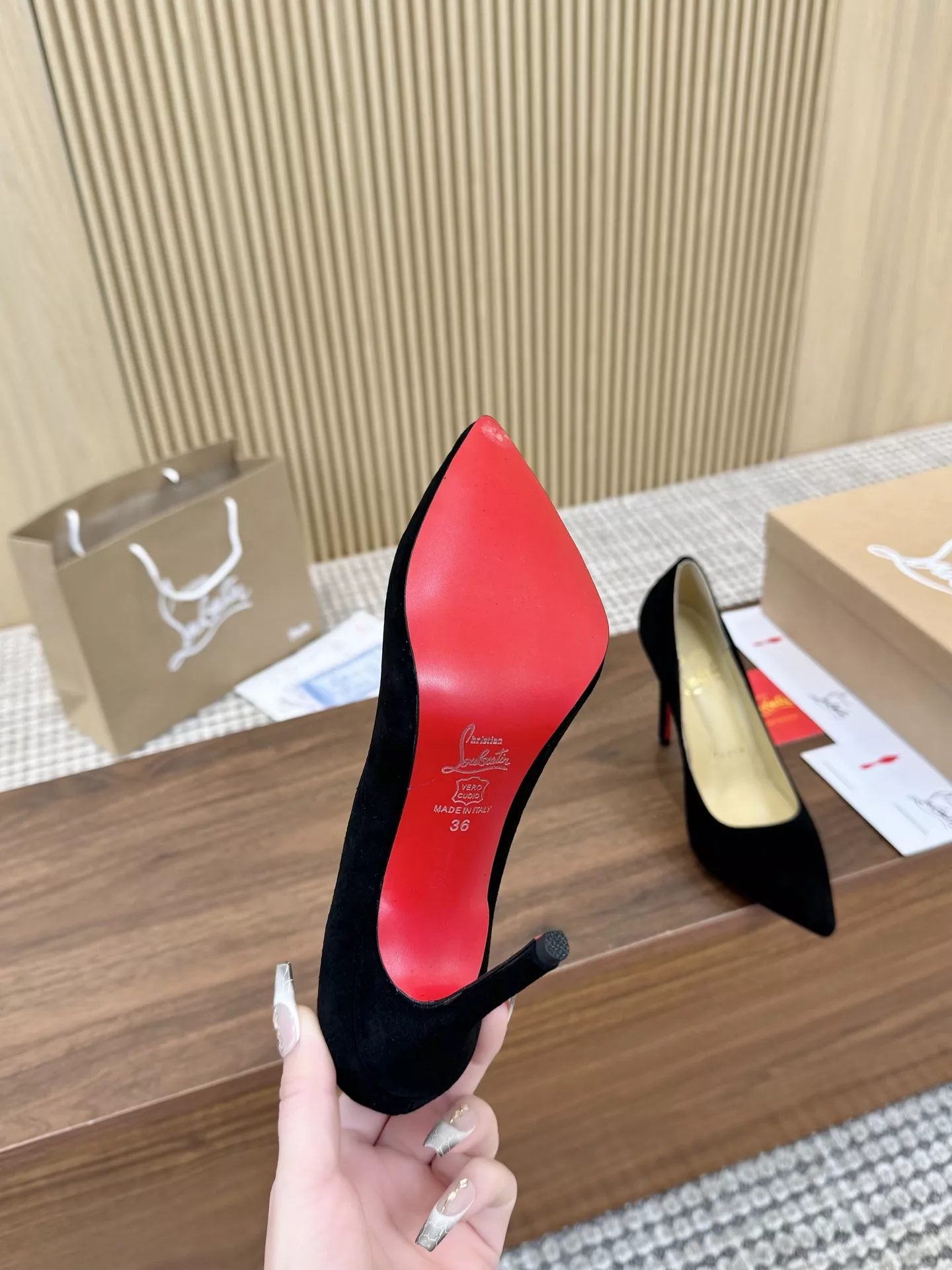 Christian Louboutin High-heeled shoes For Women WellDesigned 9650