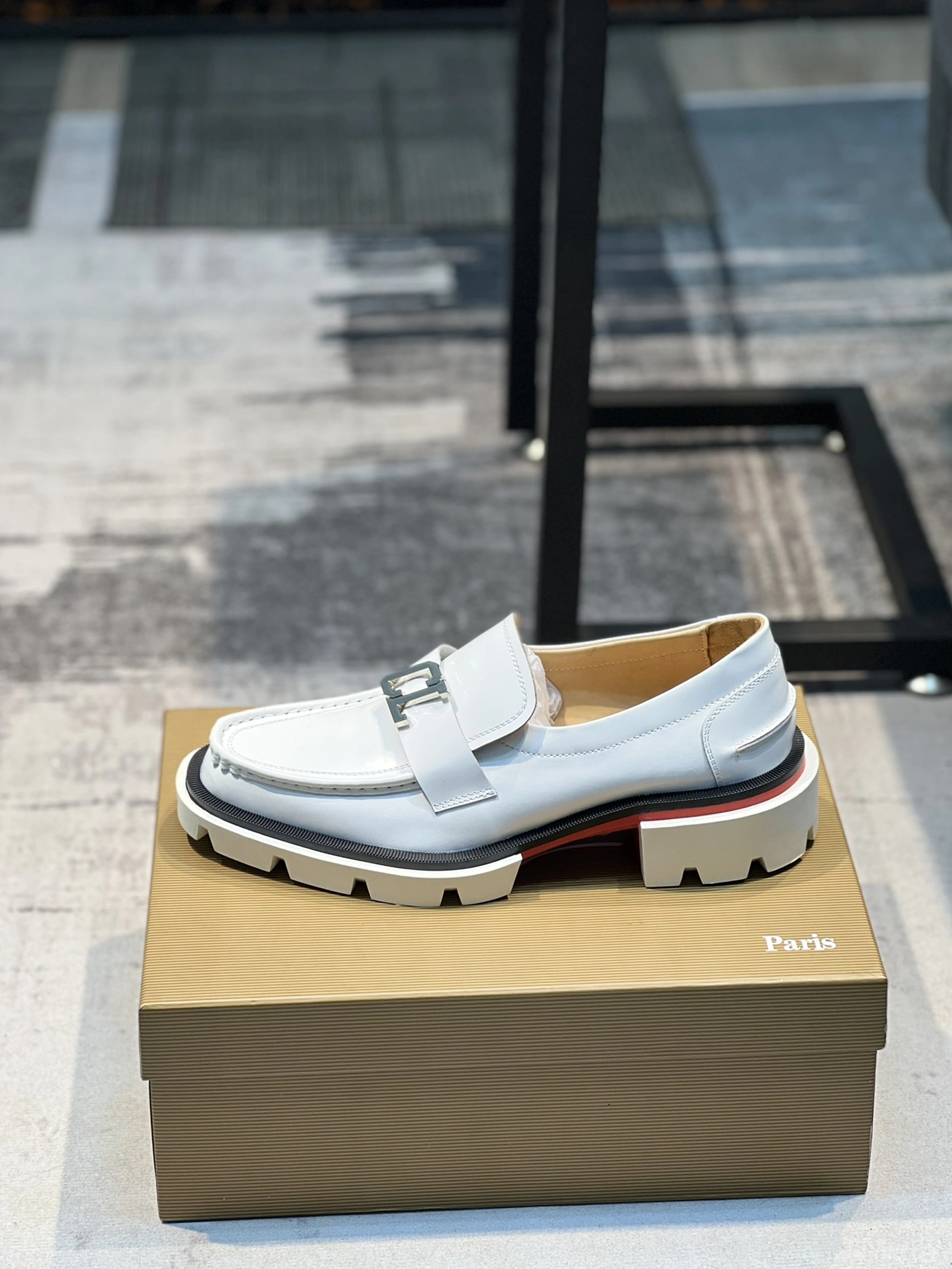 Christian Louboutin Leather Shoes For Men Trendsetting 3854