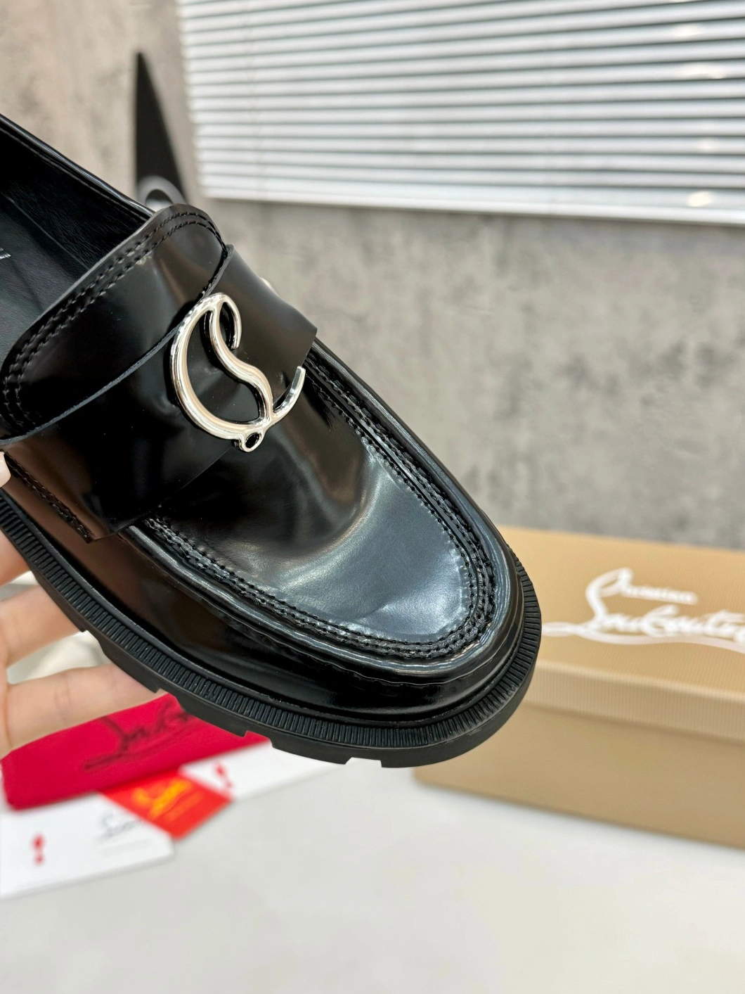 Christian Louboutin Leather Shoes For Women Durable 3853