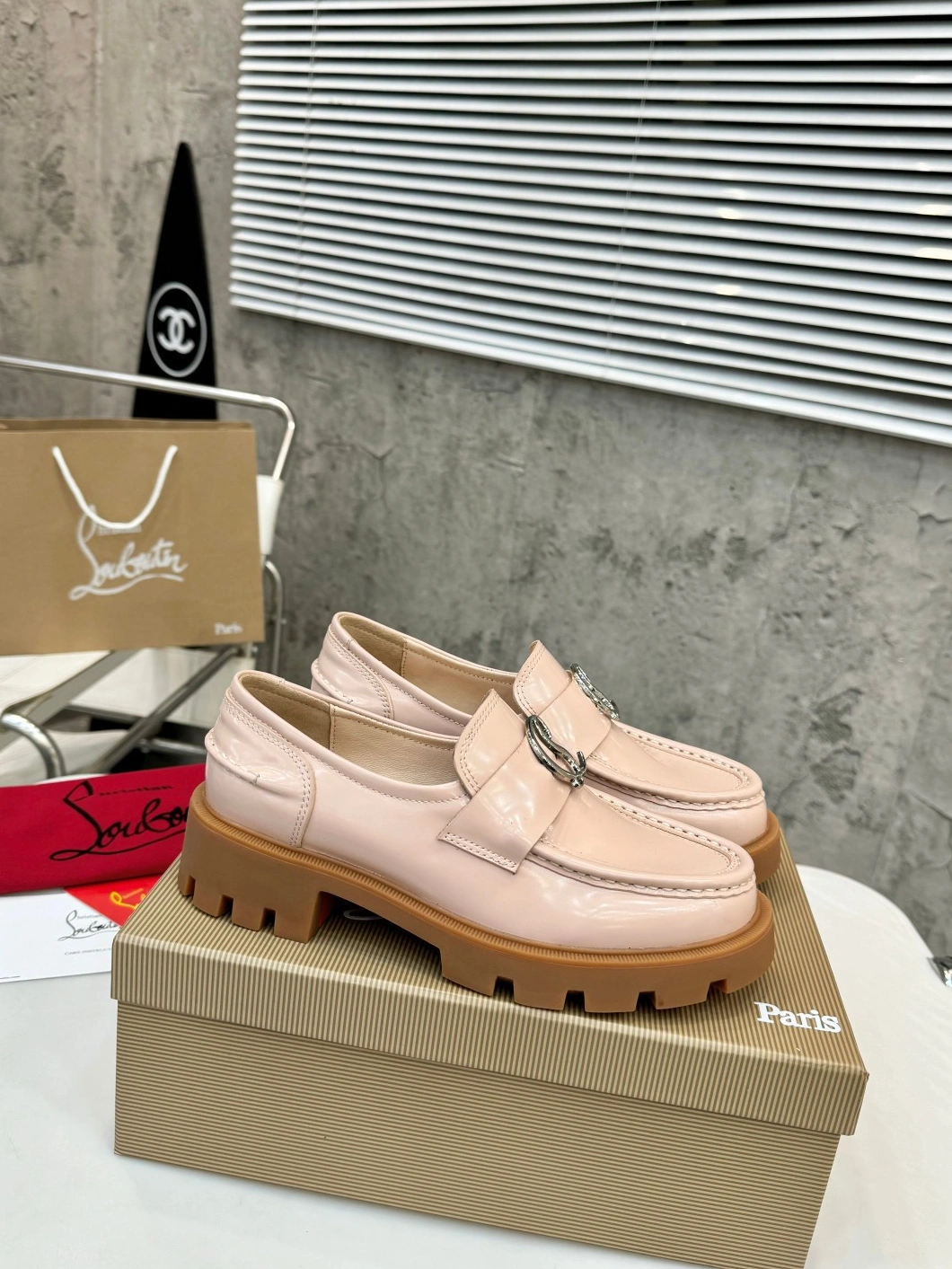 Christian Louboutin Leather Shoes For Women Reliable 8780