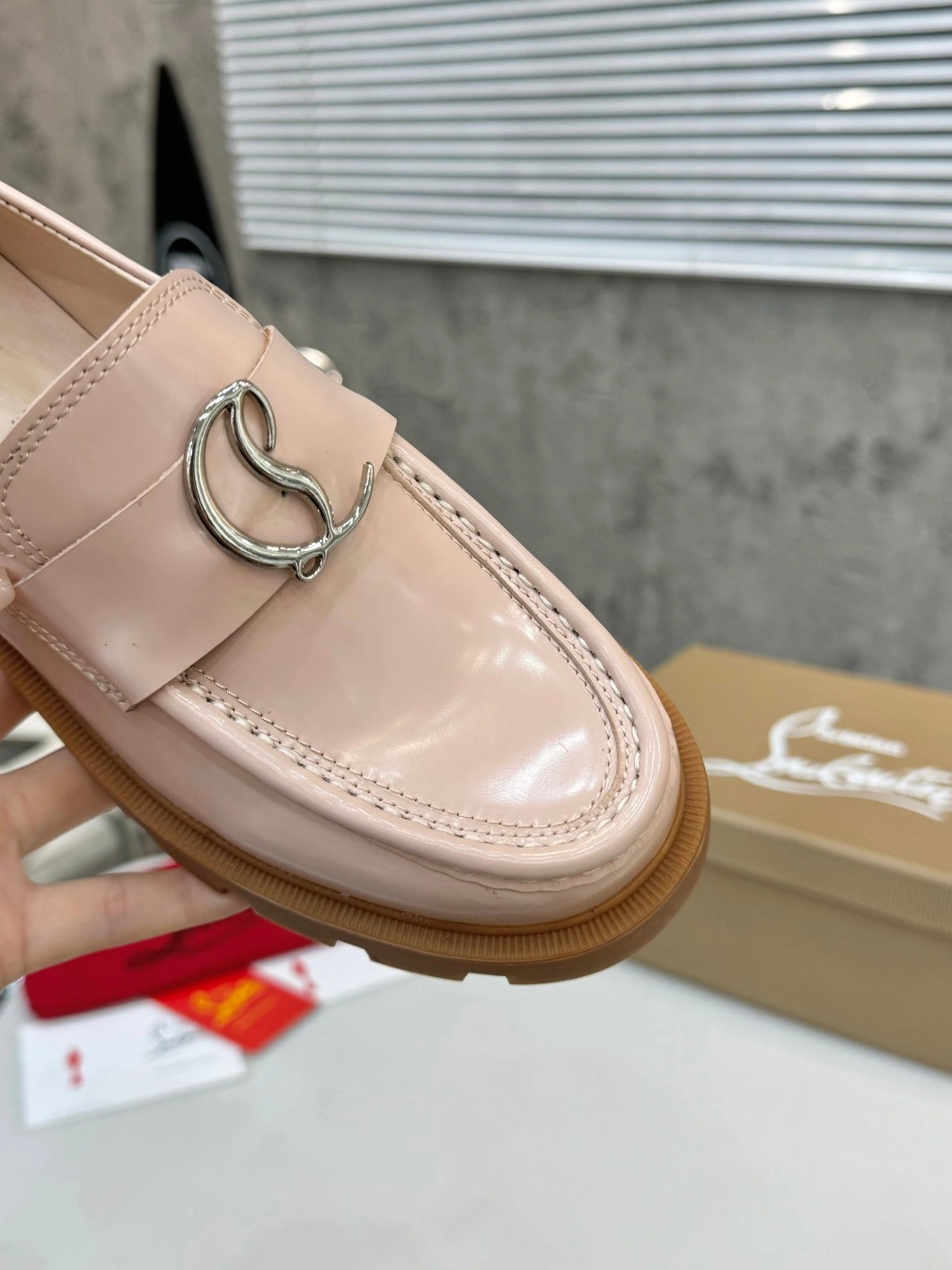 Christian Louboutin Leather Shoes For Women Reliable 8780