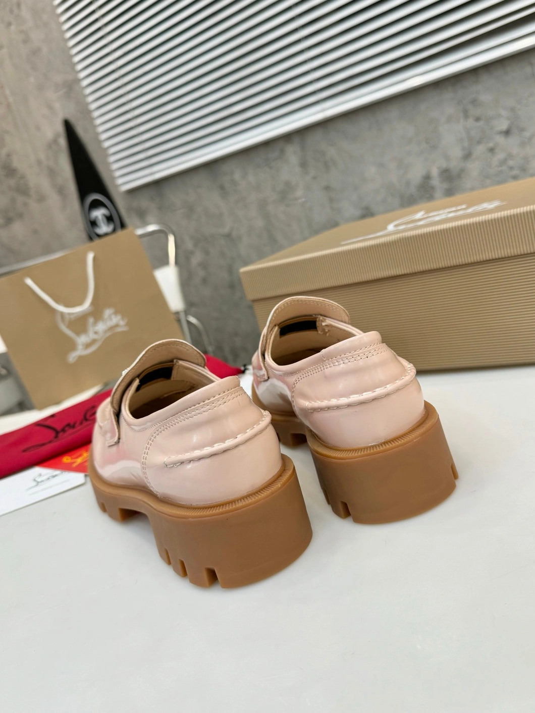Christian Louboutin Leather Shoes For Women Reliable 8780