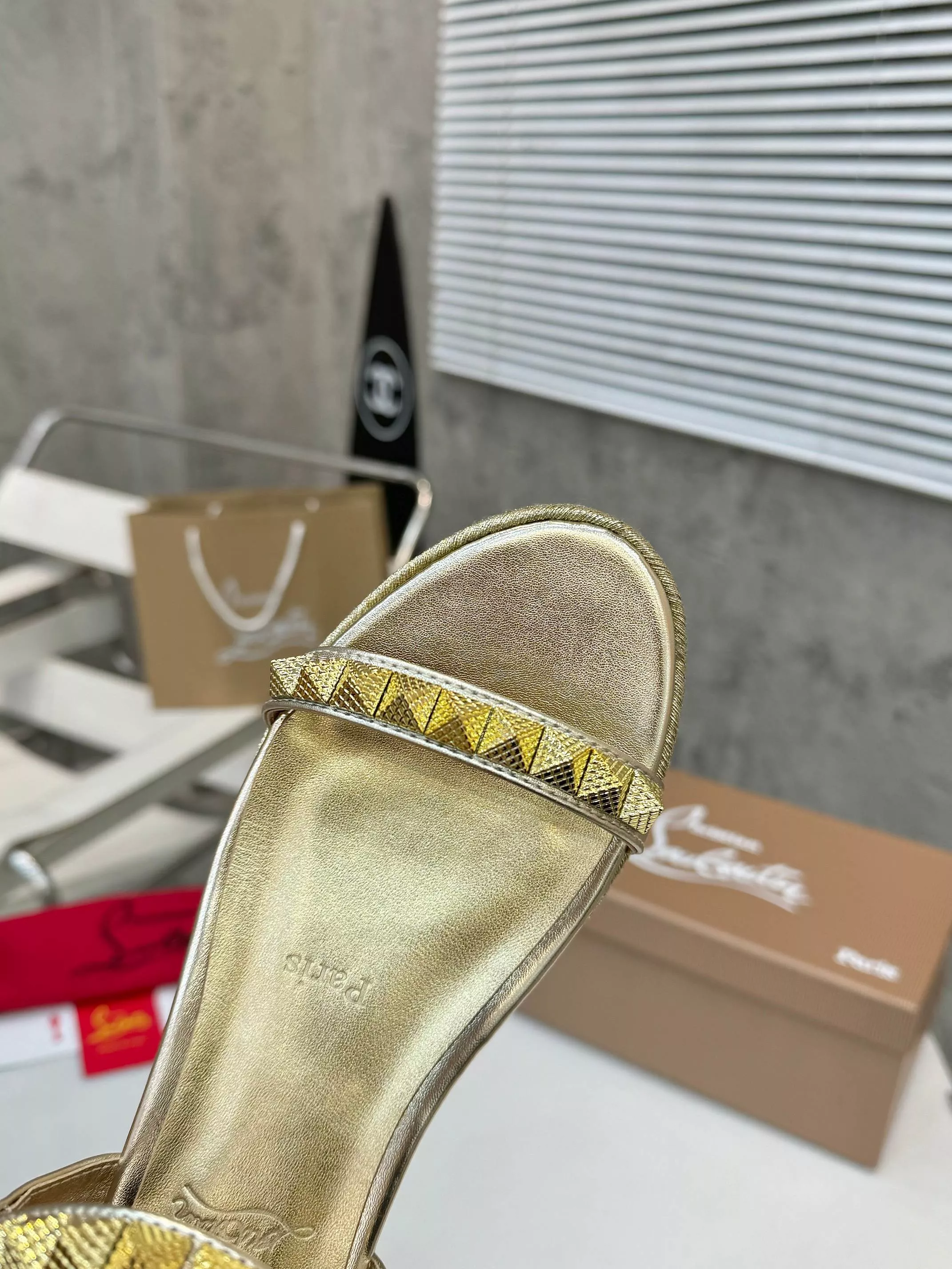 Christian Louboutin Sandal For Women AllSeason 2773