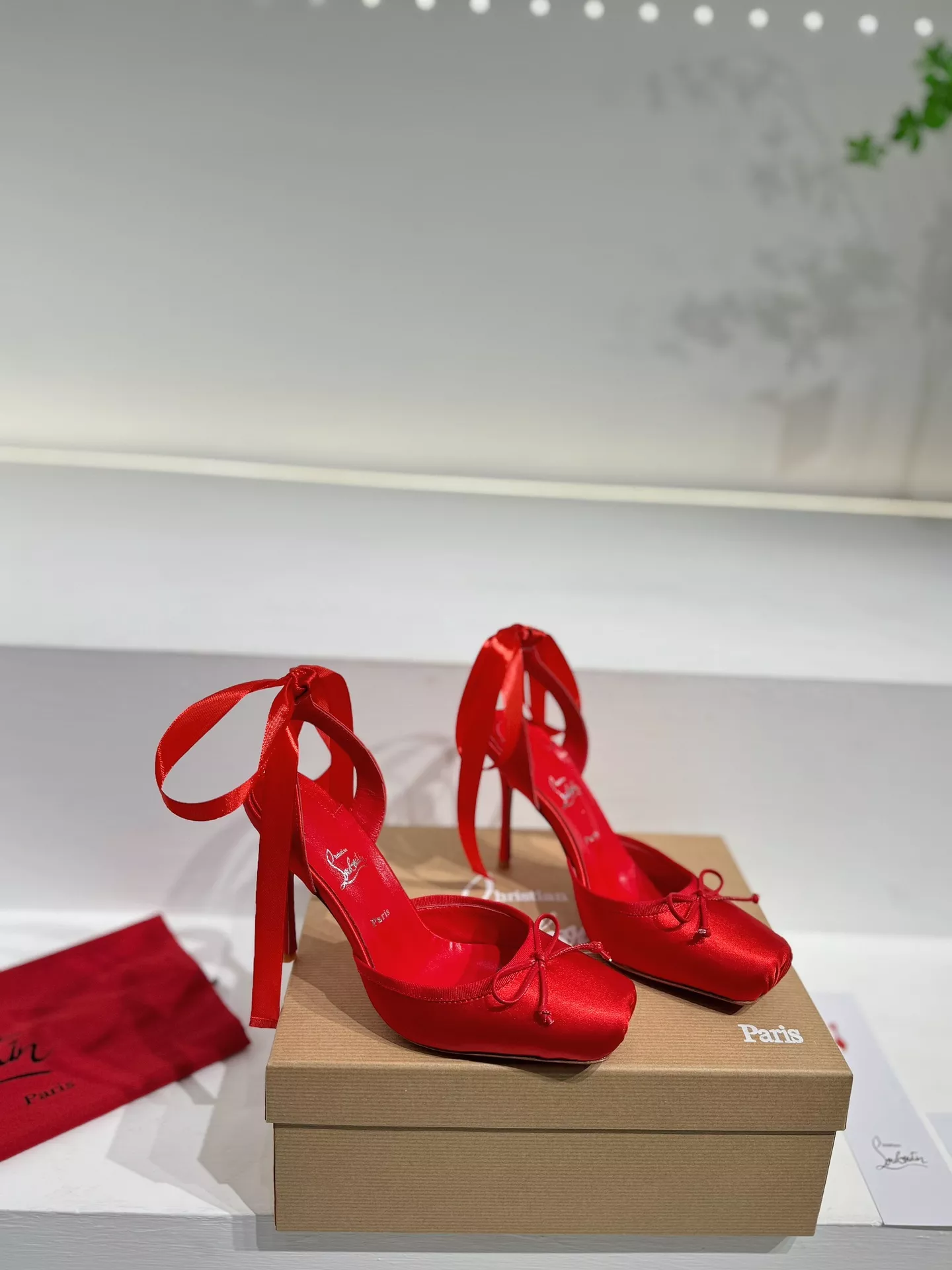 Christian Louboutin Sandal For Women Classic 6442