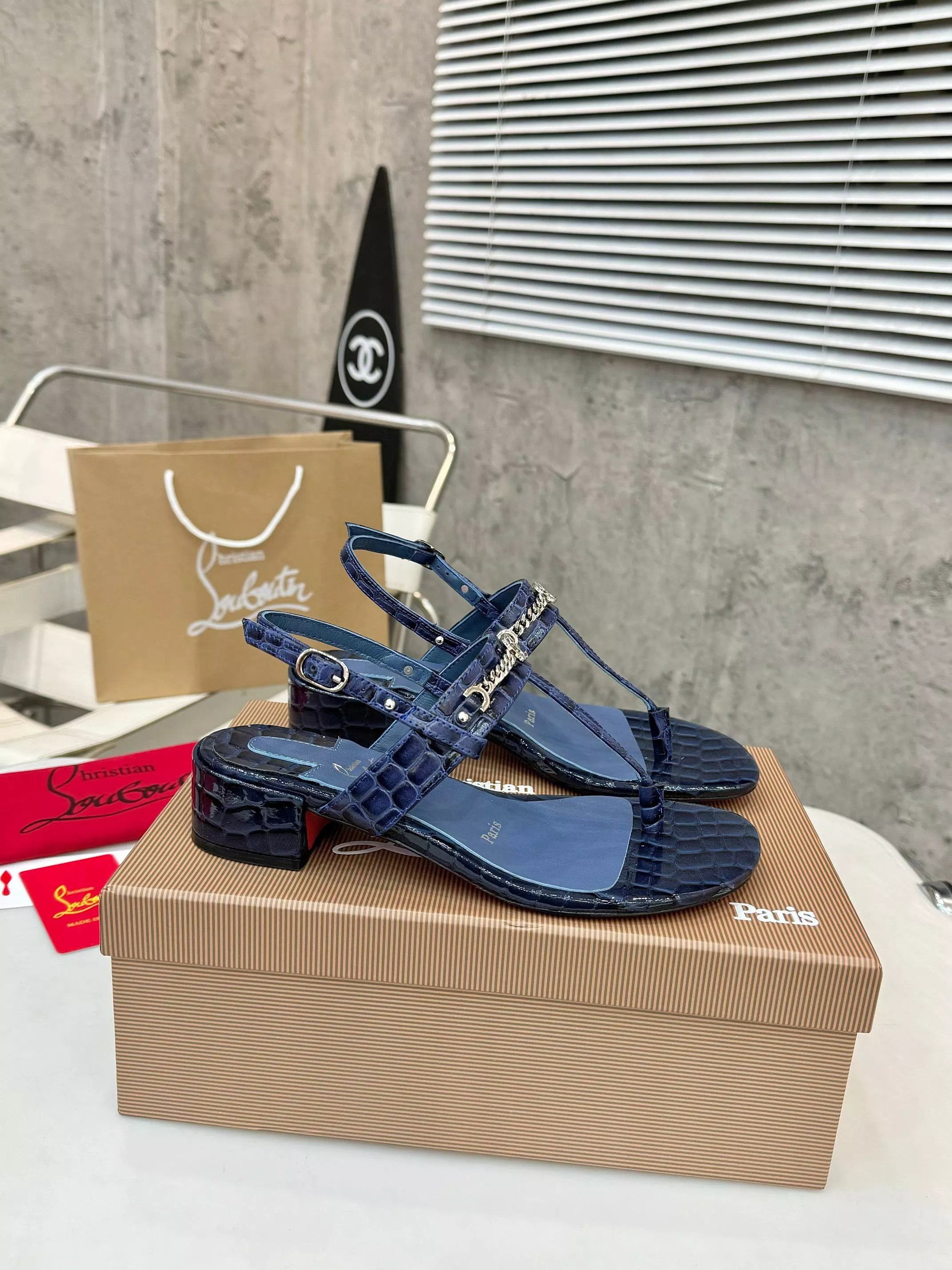 Christian Louboutin Sandal For Women Efficient 811