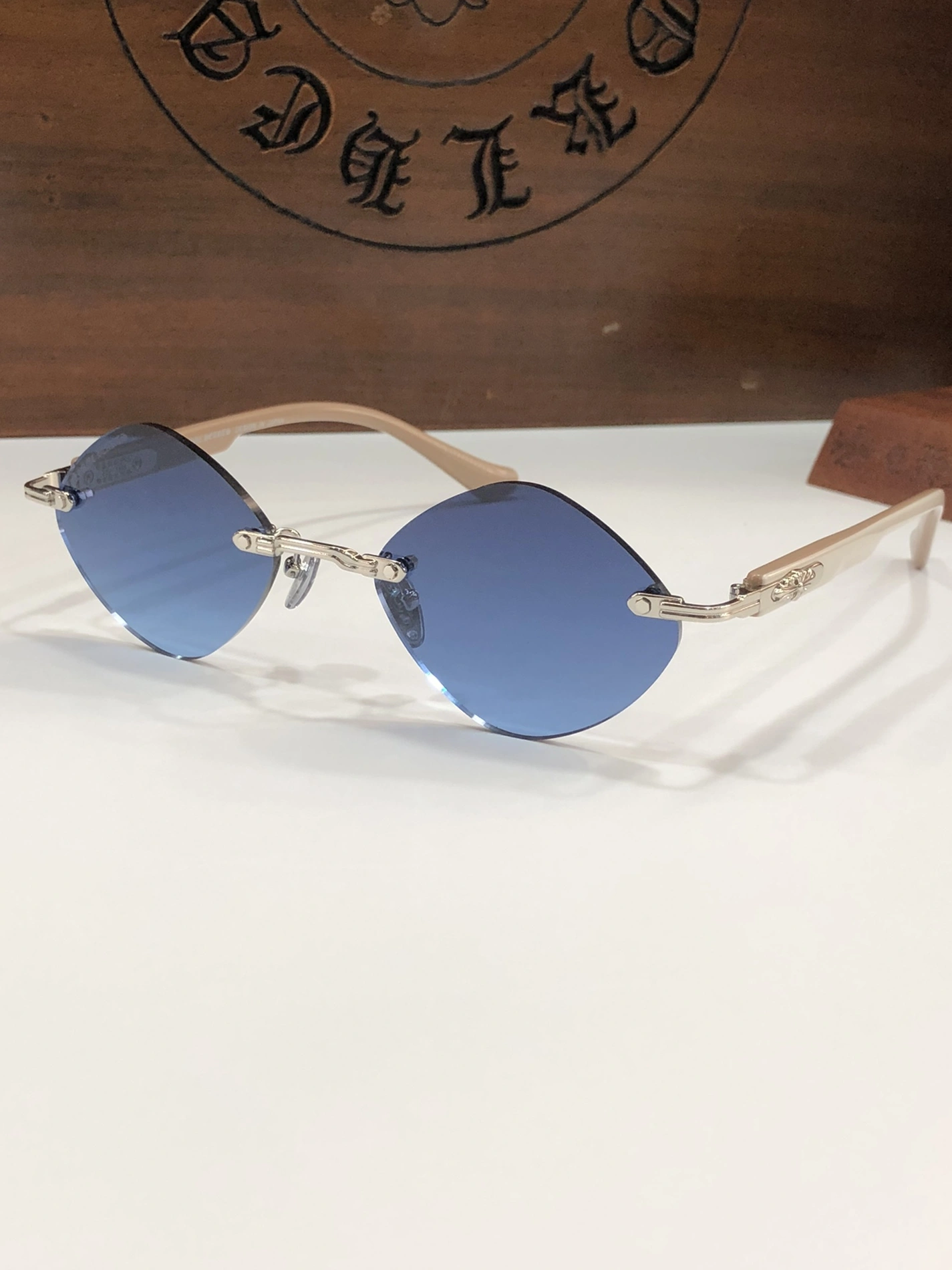Chrome Hearts AAA Quality Sunglasses Trendsetting 4389