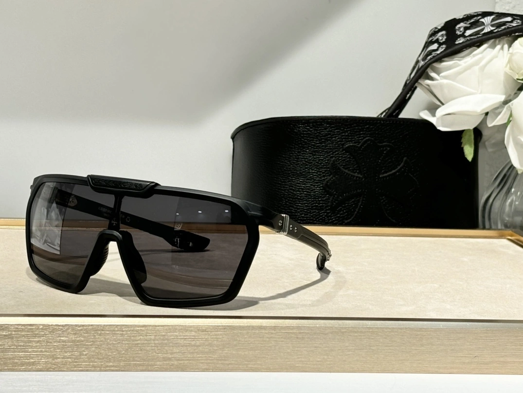 Chrome Hearts AAA Quality Sunglasses Versatile 3969