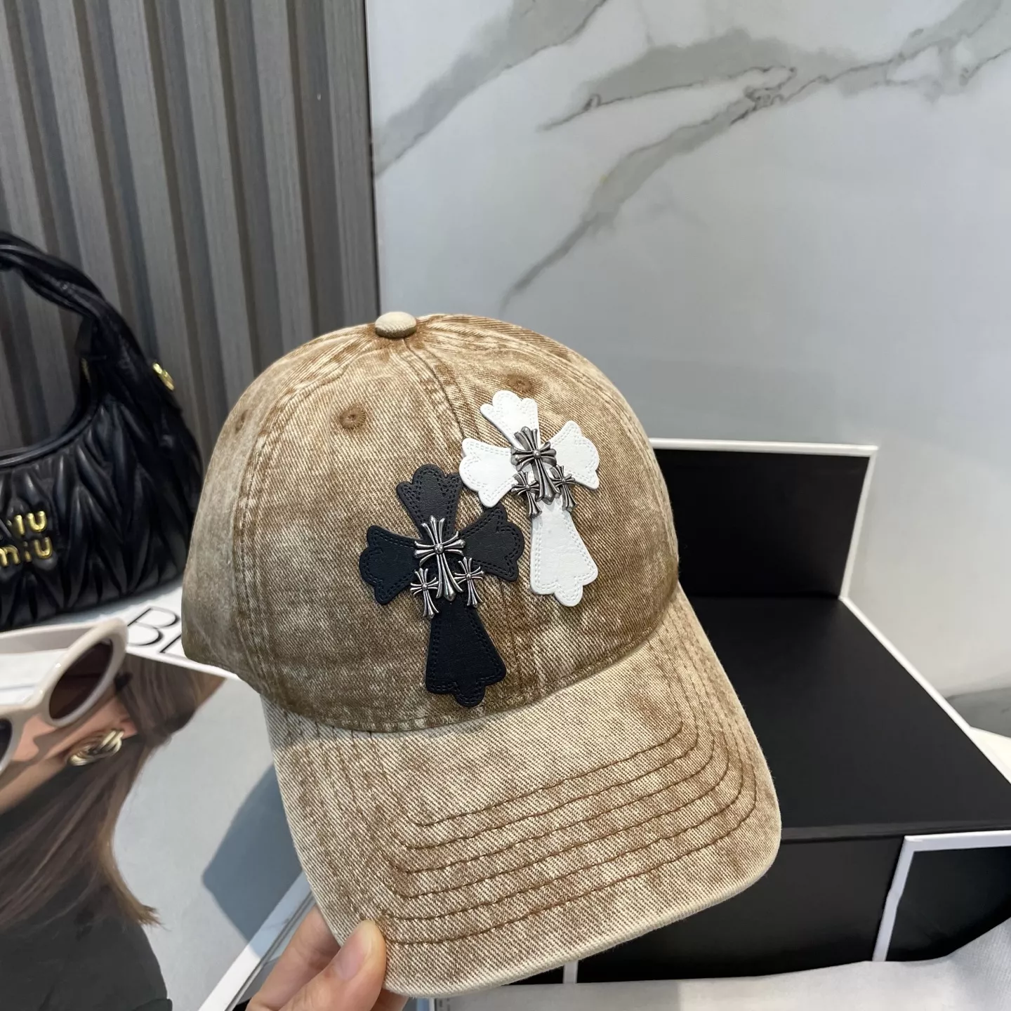 Chrome Hearts Caps Bold 2218