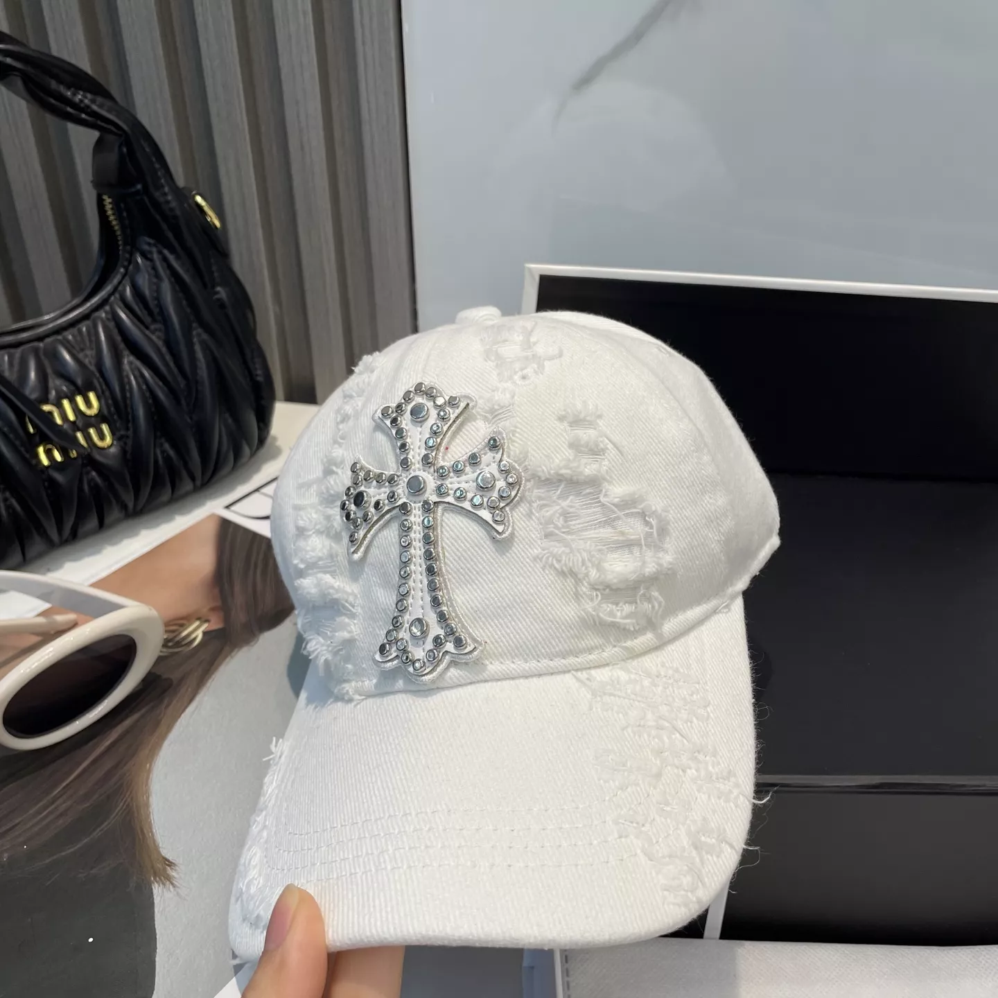 Chrome Hearts Caps Fashionable 6136