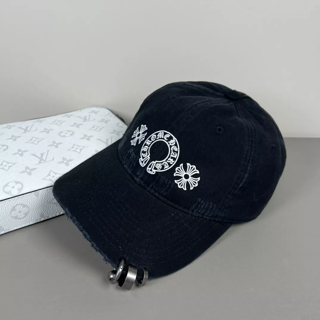 Chrome Hearts Caps Fashionable 8584