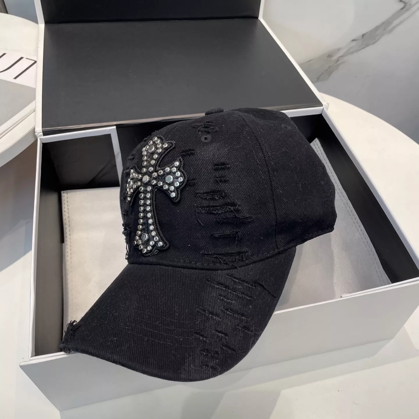 Chrome Hearts Caps Resilient 9736