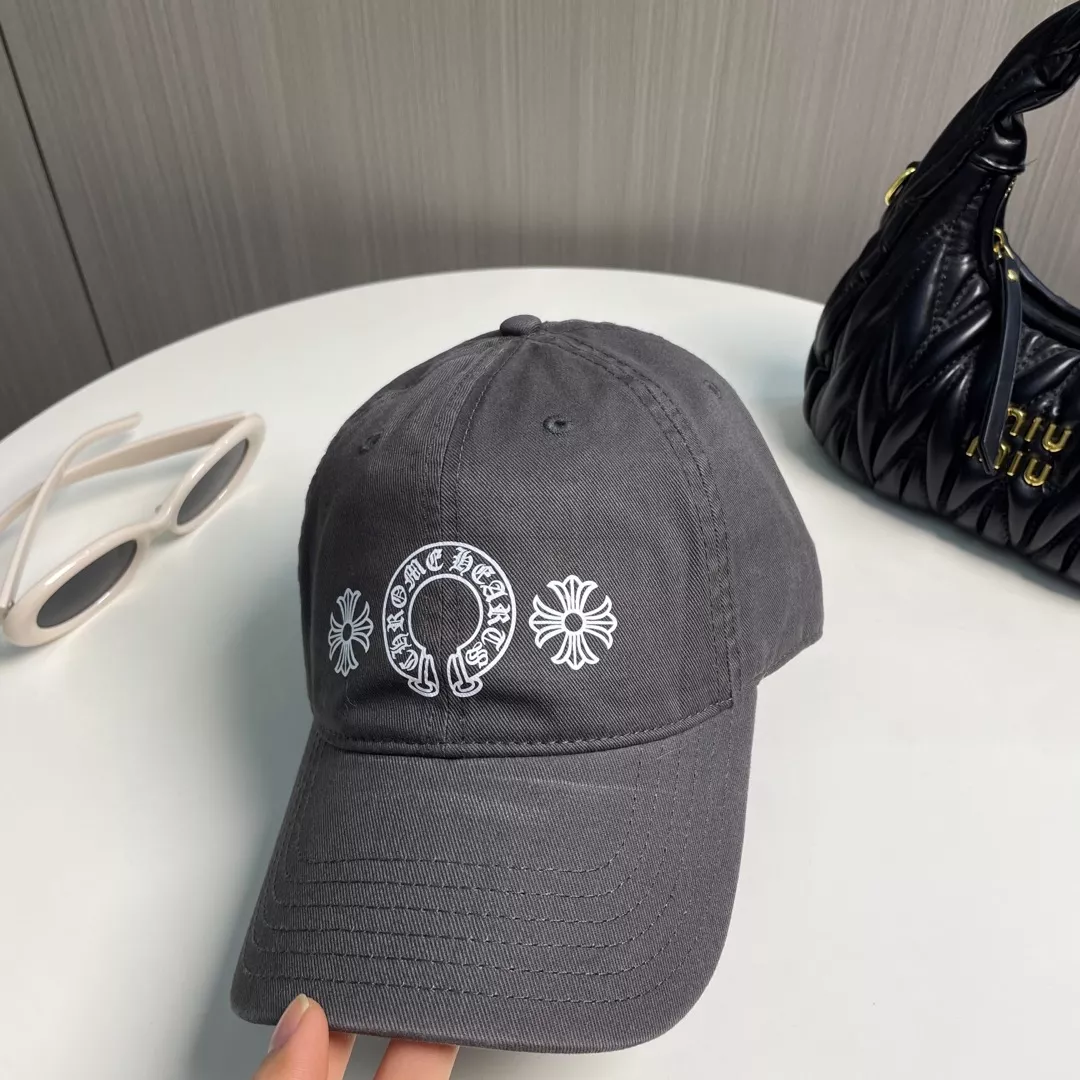 Chrome Hearts Caps Versatile 900