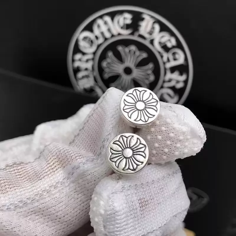 Chrome Hearts Earrings For Women AllSeason 8843