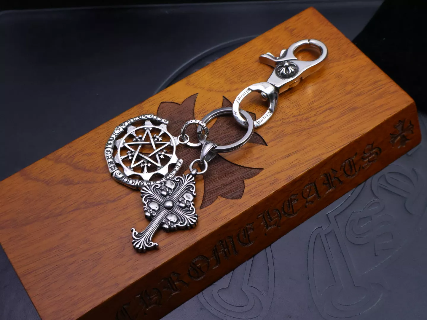Chrome Hearts Key Holder And Bag Buckle Popular 6127